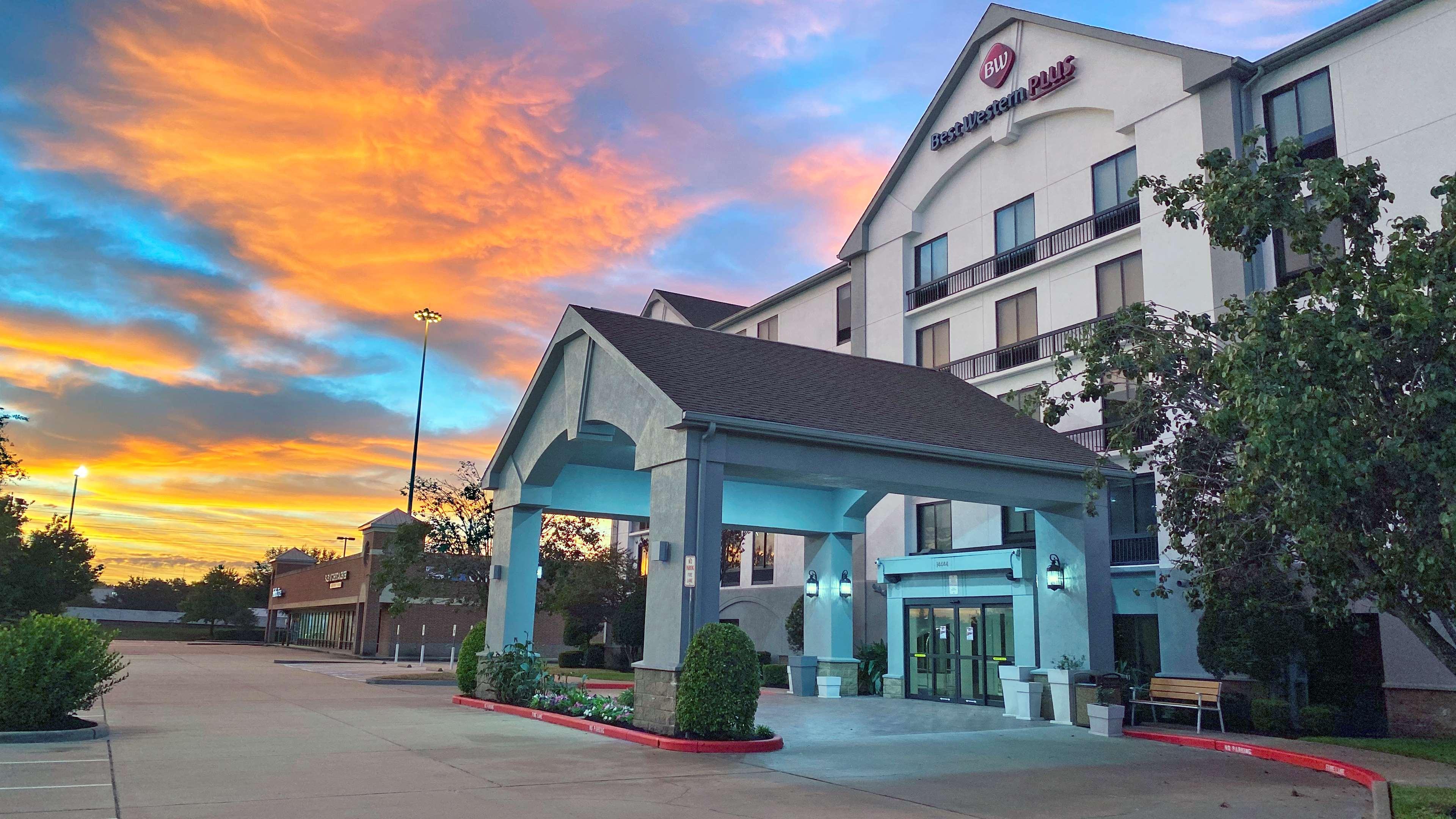 Best Western Plus Sugar Land — photo 3