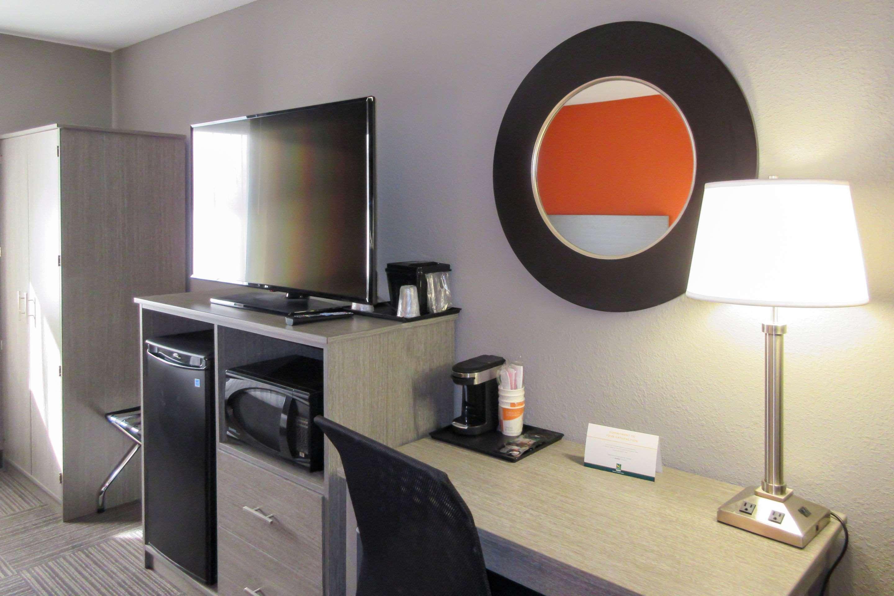 Quality Inn & Suites — photo 5