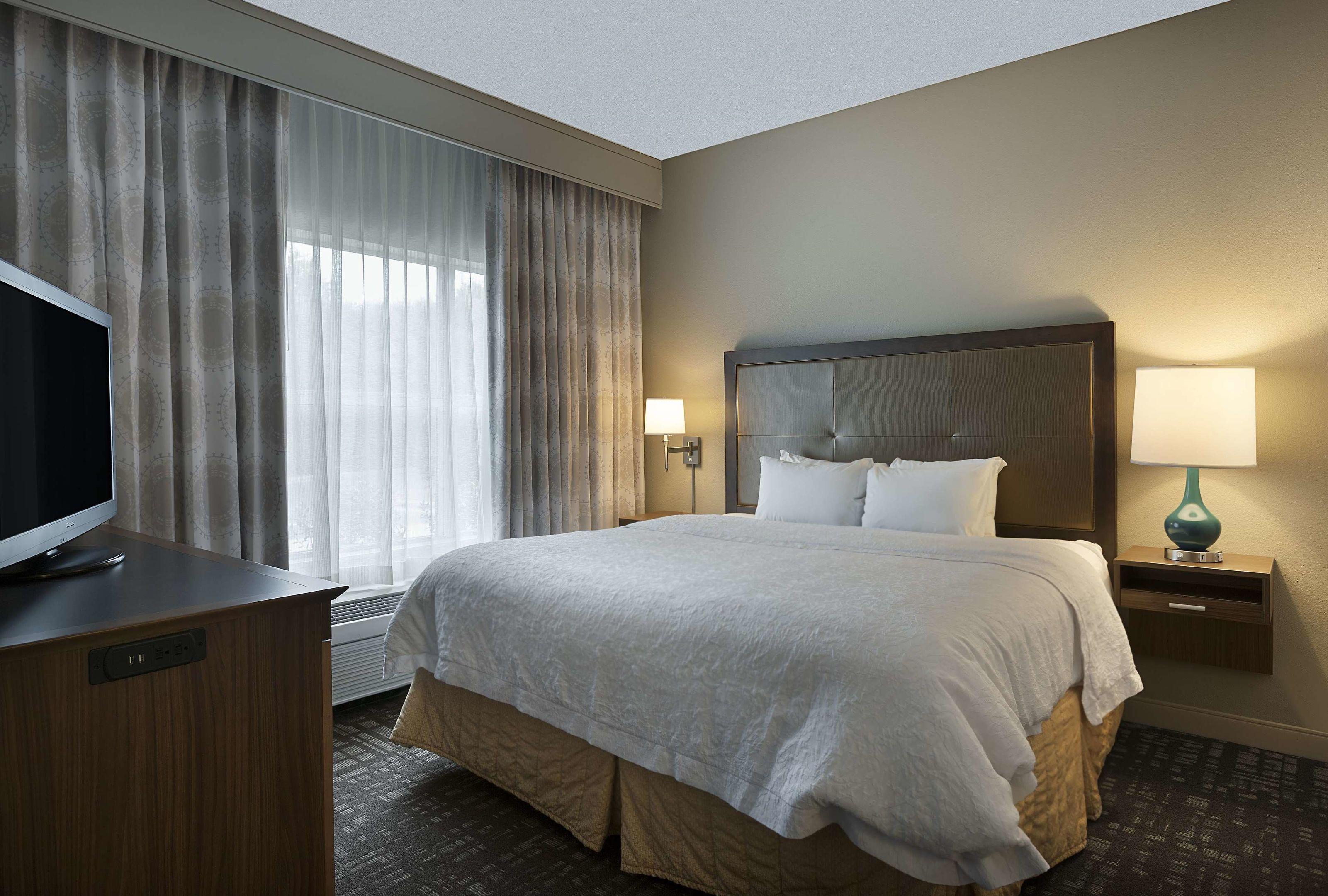 Hampton Inn & Suites Charlotte/Pineville — photo 5