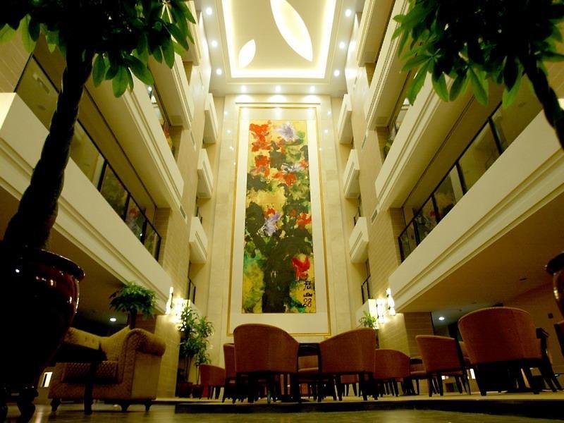 Landmark International Hotel — photo 4