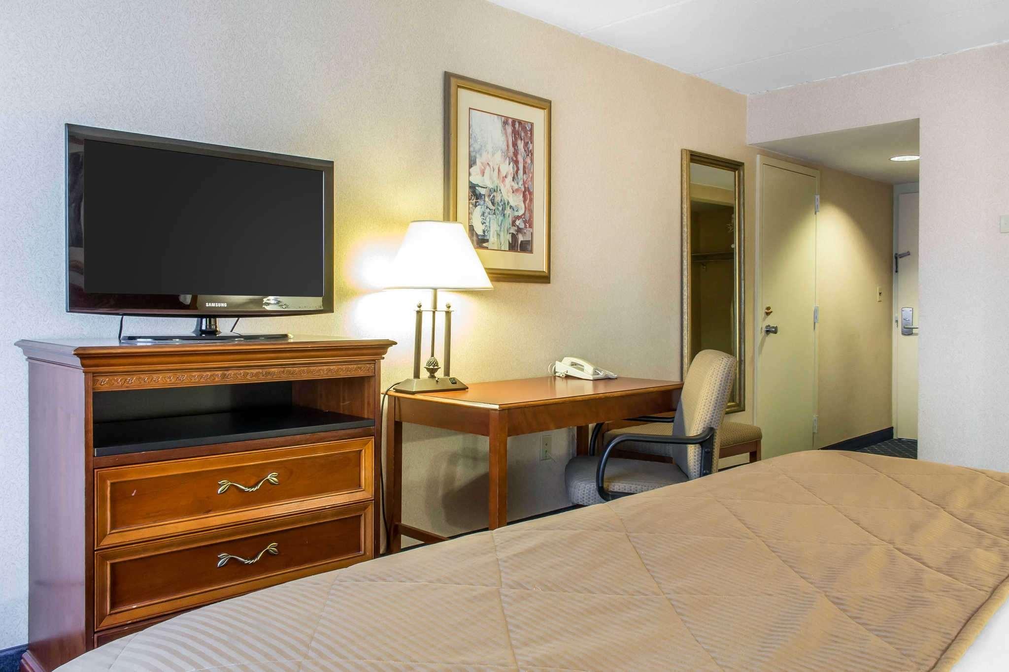 Clarion Hotel & Conference Center — photo 5