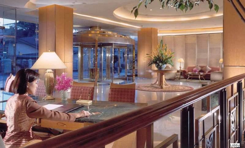 Royal Orchid Sheraton Hotel & Towers — photo 2