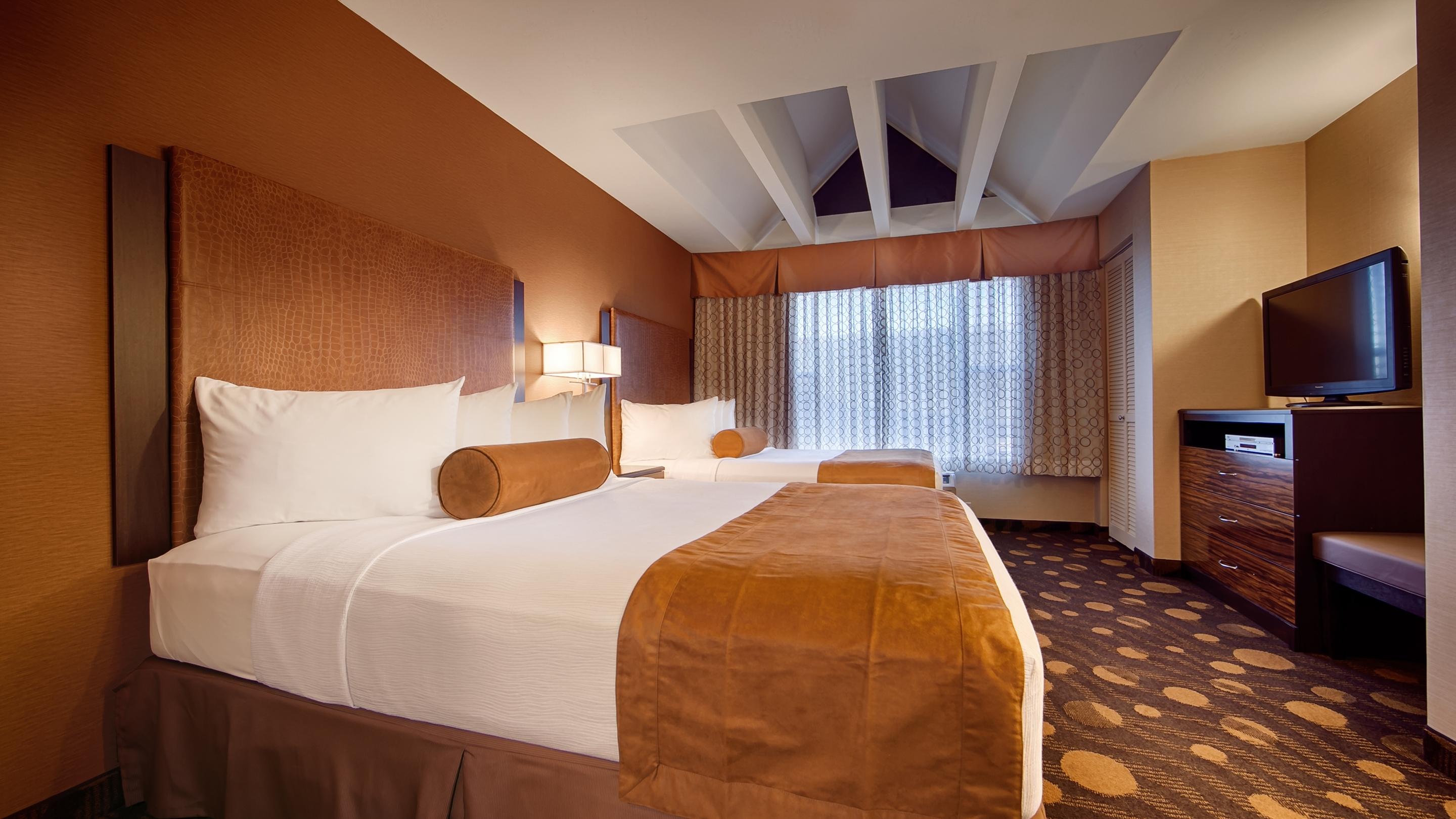 Best Western Plus Suites Hotel Coronado Island — photo 5