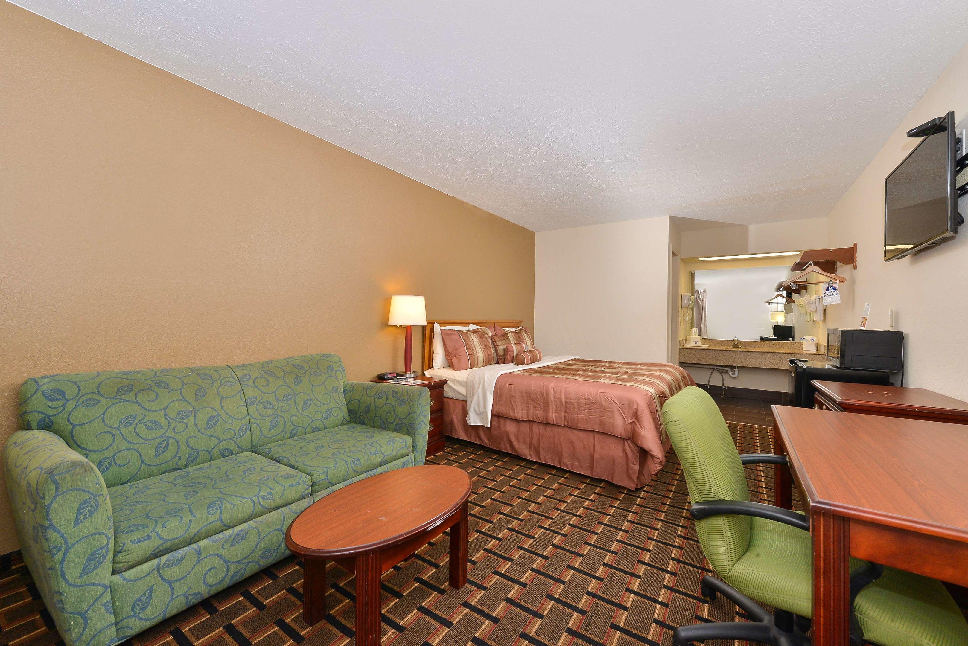 Americas Best Value Inn - Nashville/Downtown — photo 3