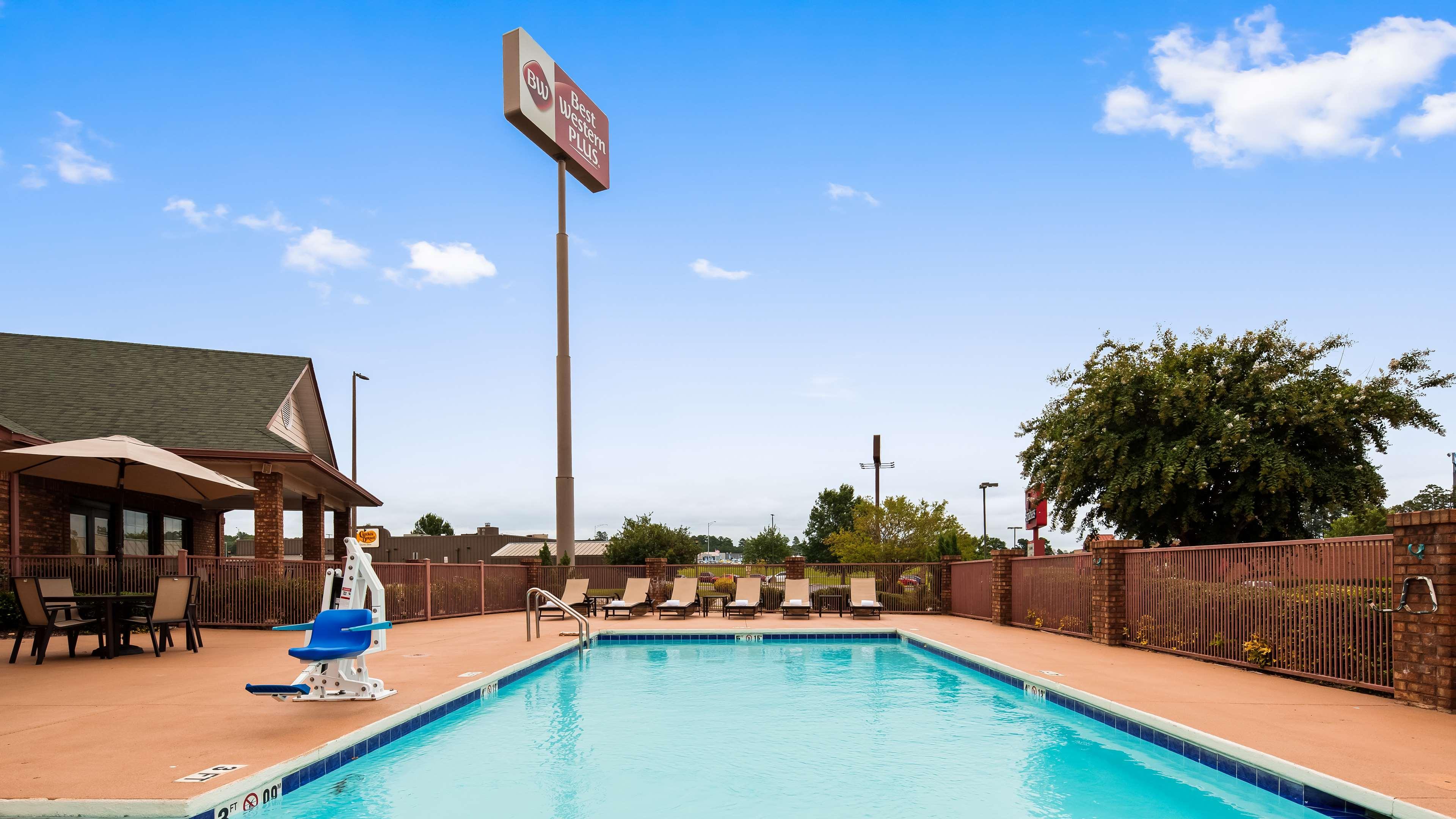 Best Western Plus Bessemer Hotel & Suites — photo 4