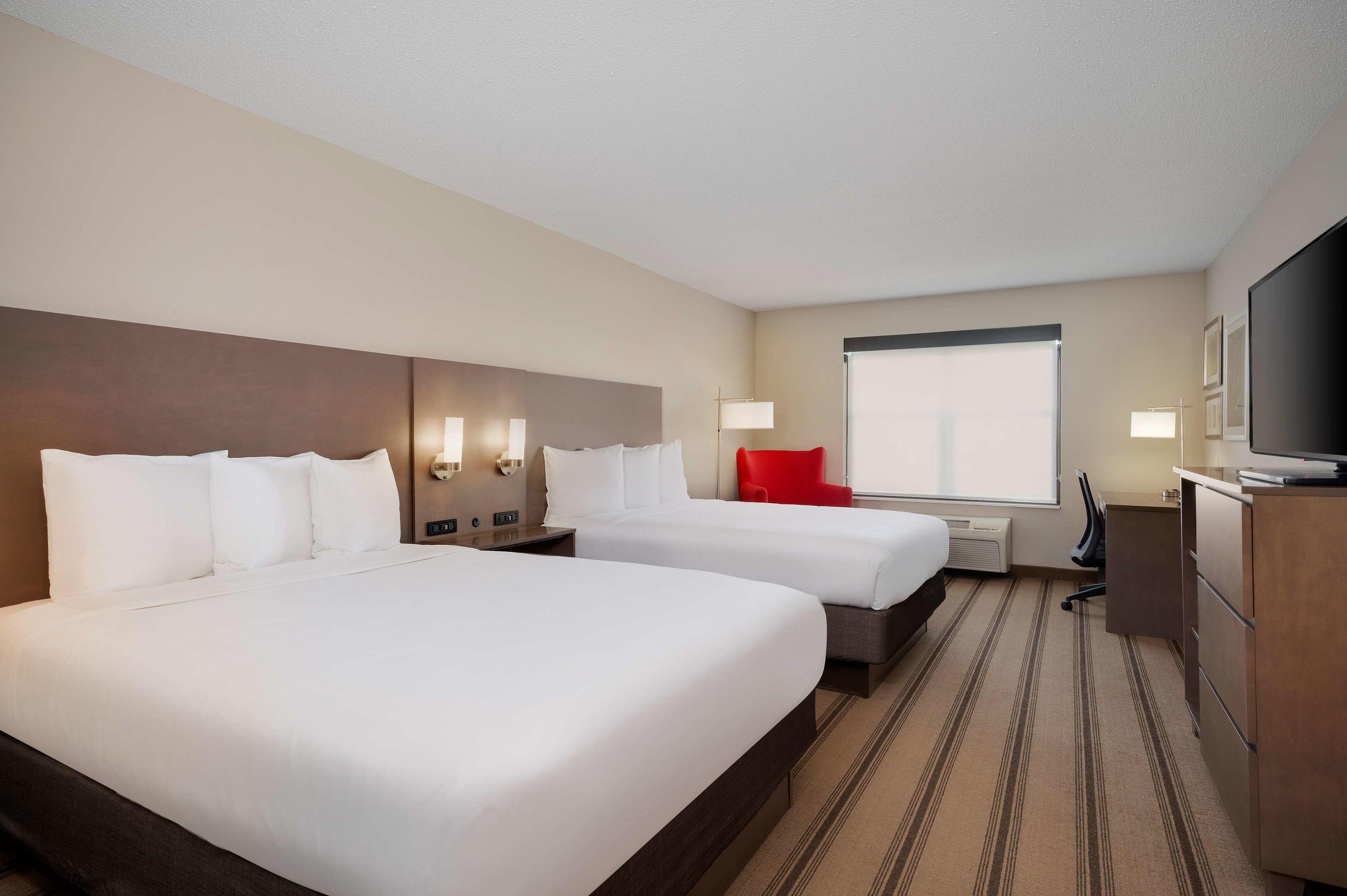 Country Inn & Suites by Radisson, Albertville, MN — photo 4