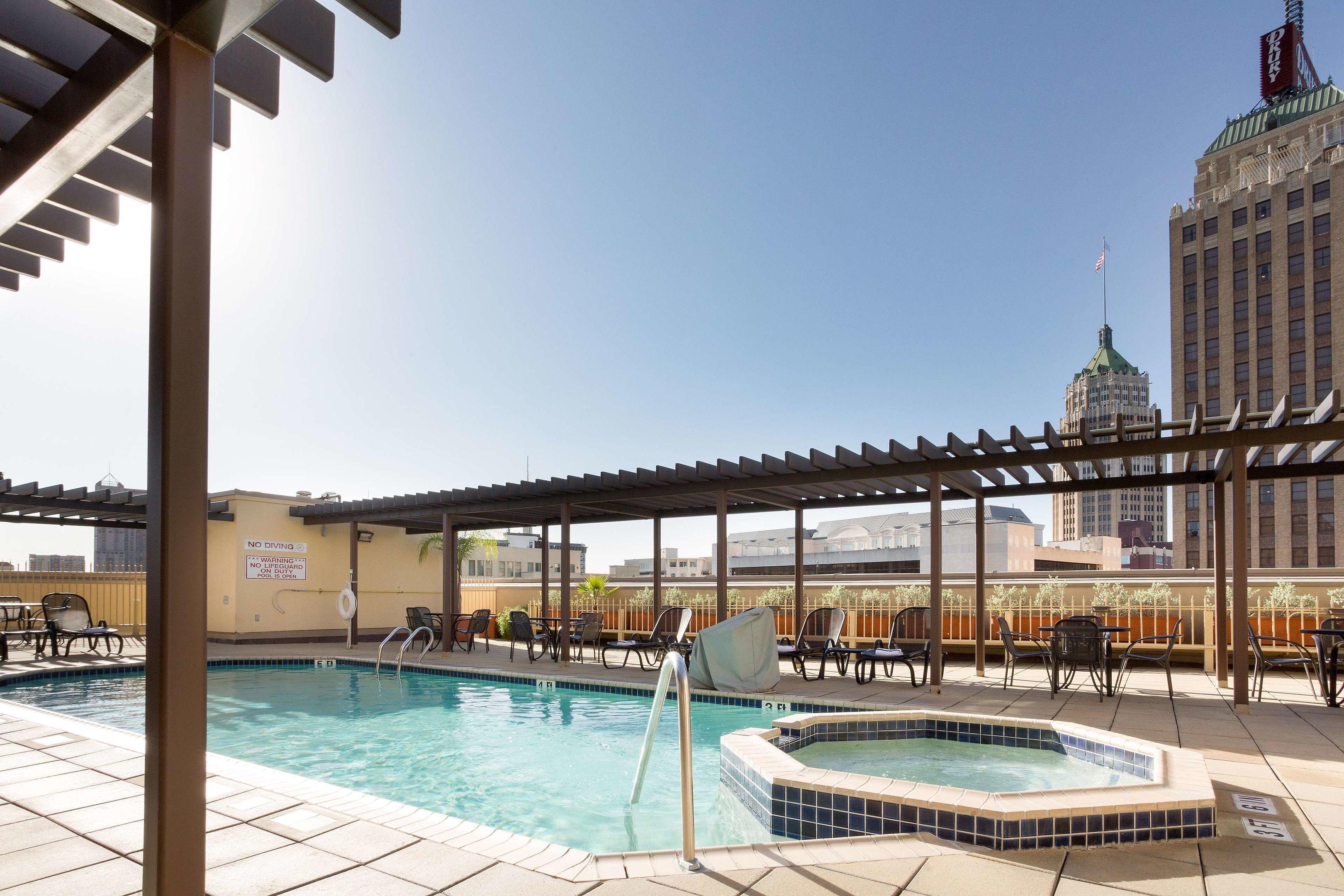 Drury Inn & Suites Riverwalk San Antonio — photo 4