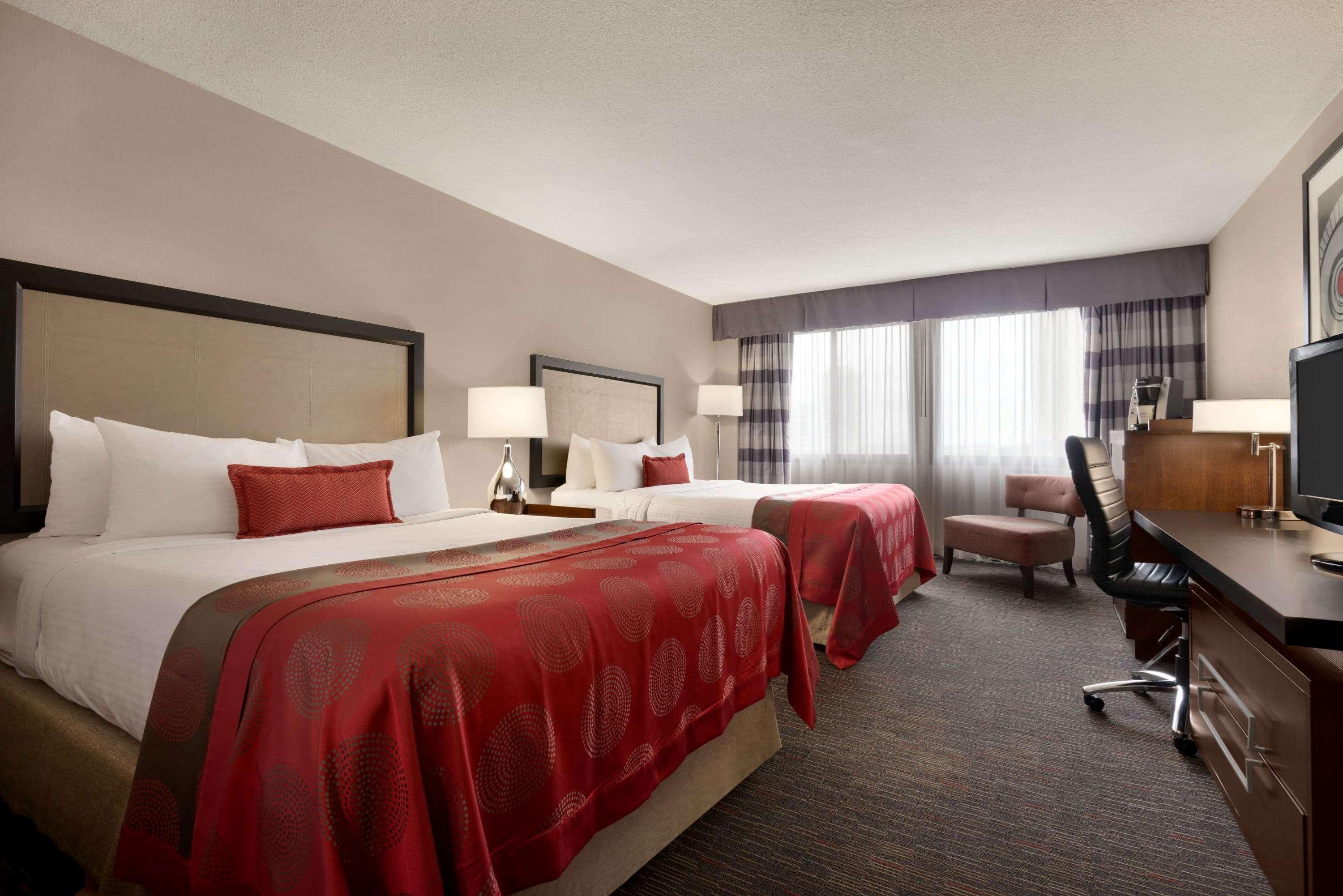 Ramada Hotel & Convention Center — photo 4