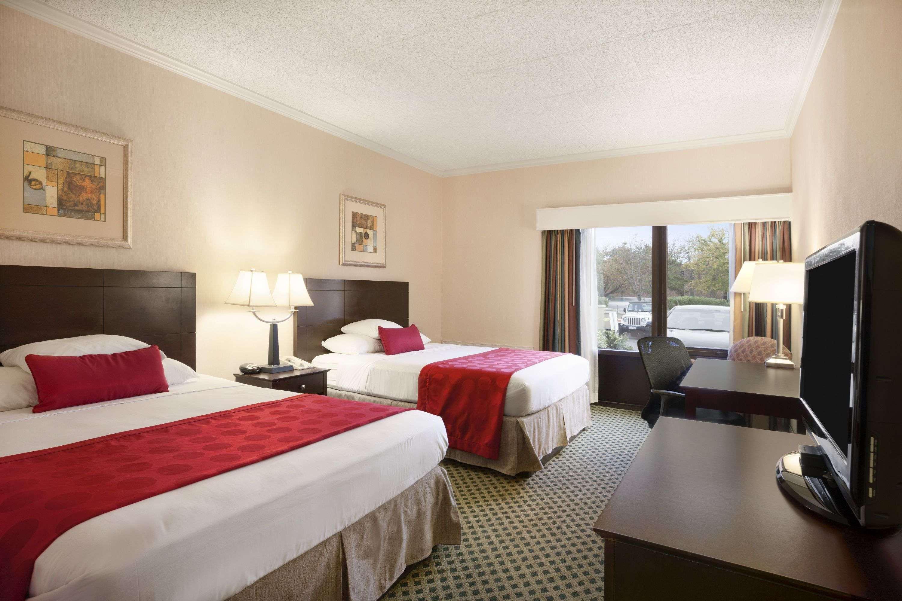 Ramada by Wyndham Newark / Wilmington — photo 3
