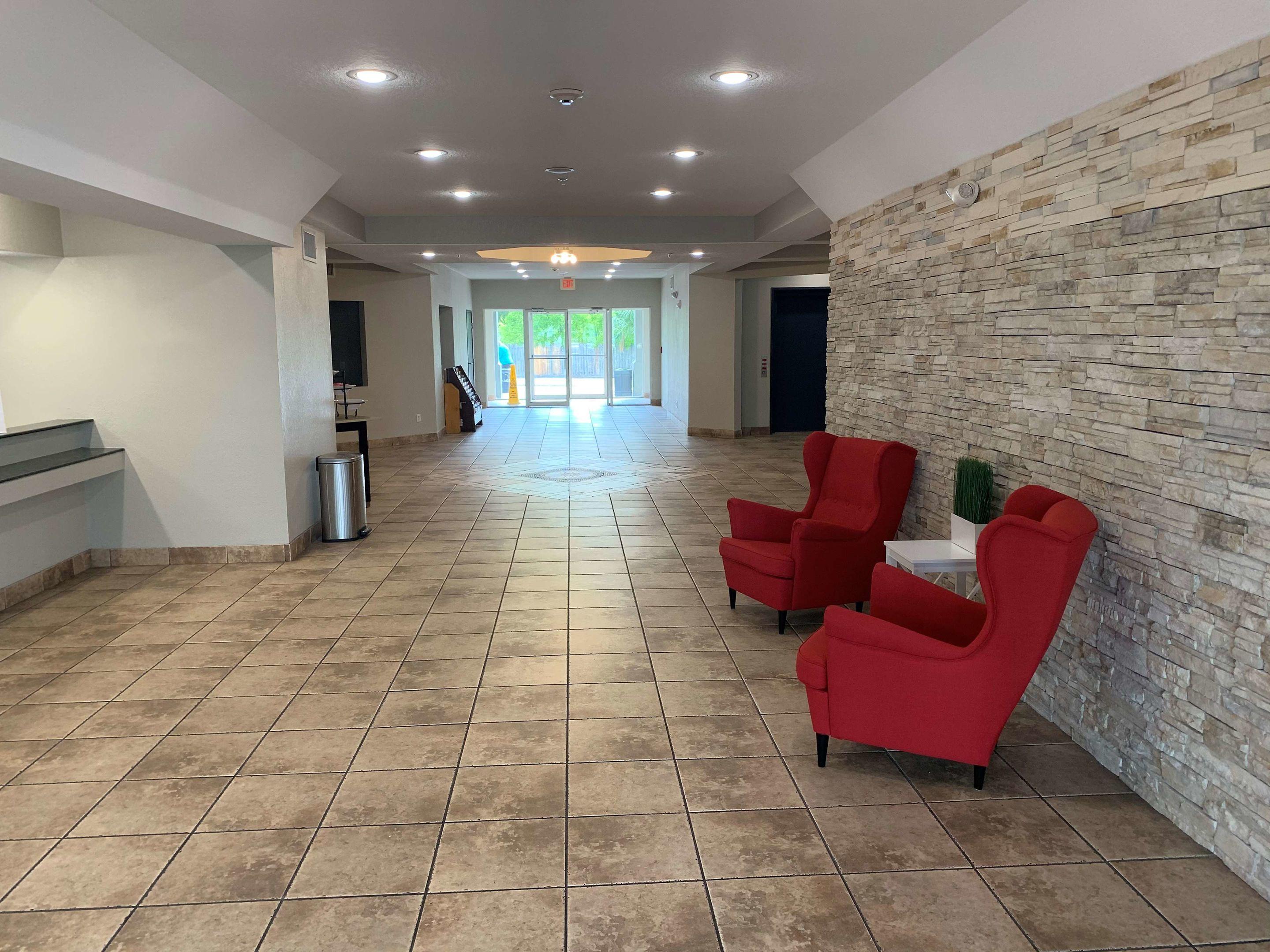 SureStay Plus by Best Western San Antonio Fort Sam Houston — photo 5