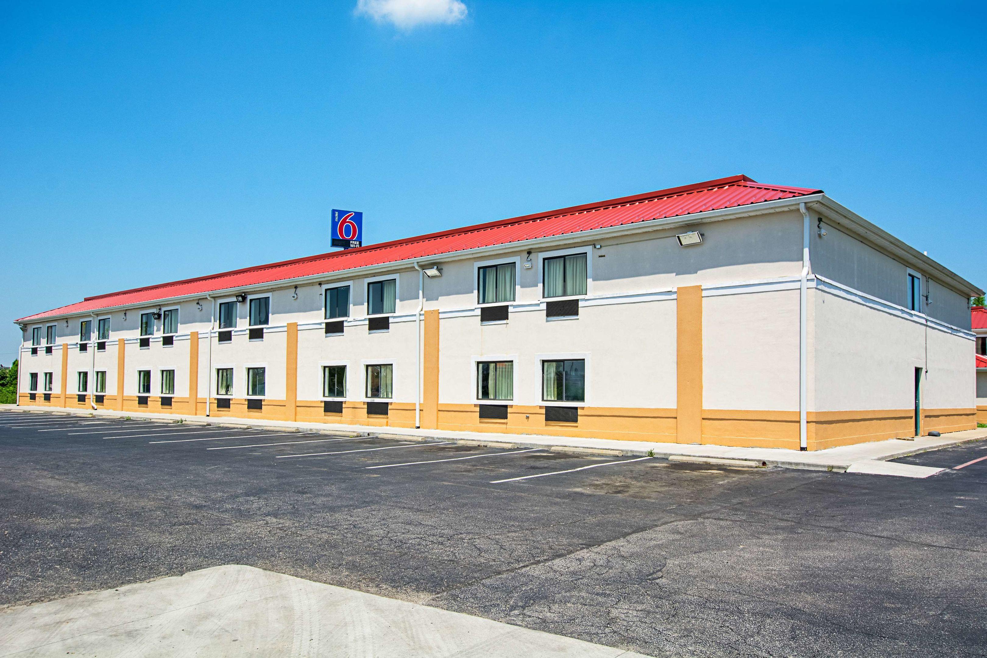 Motel 6 Shepherdsville — photo 4
