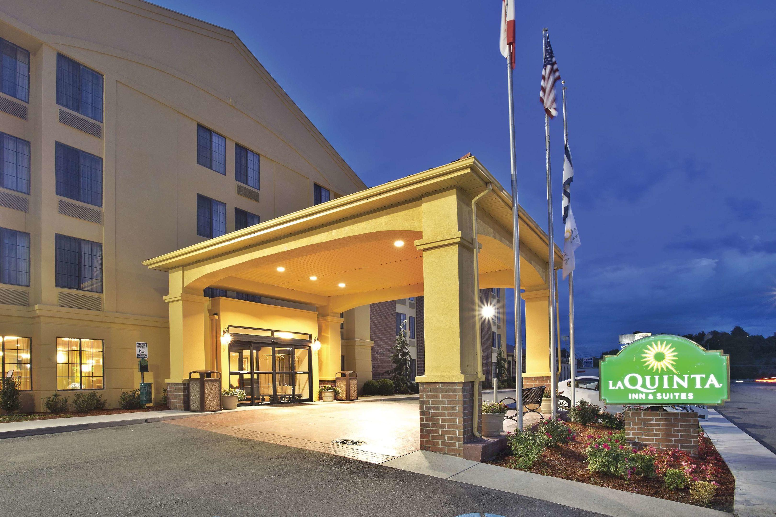 La Quinta Inn & Suites Summersville — photo 5