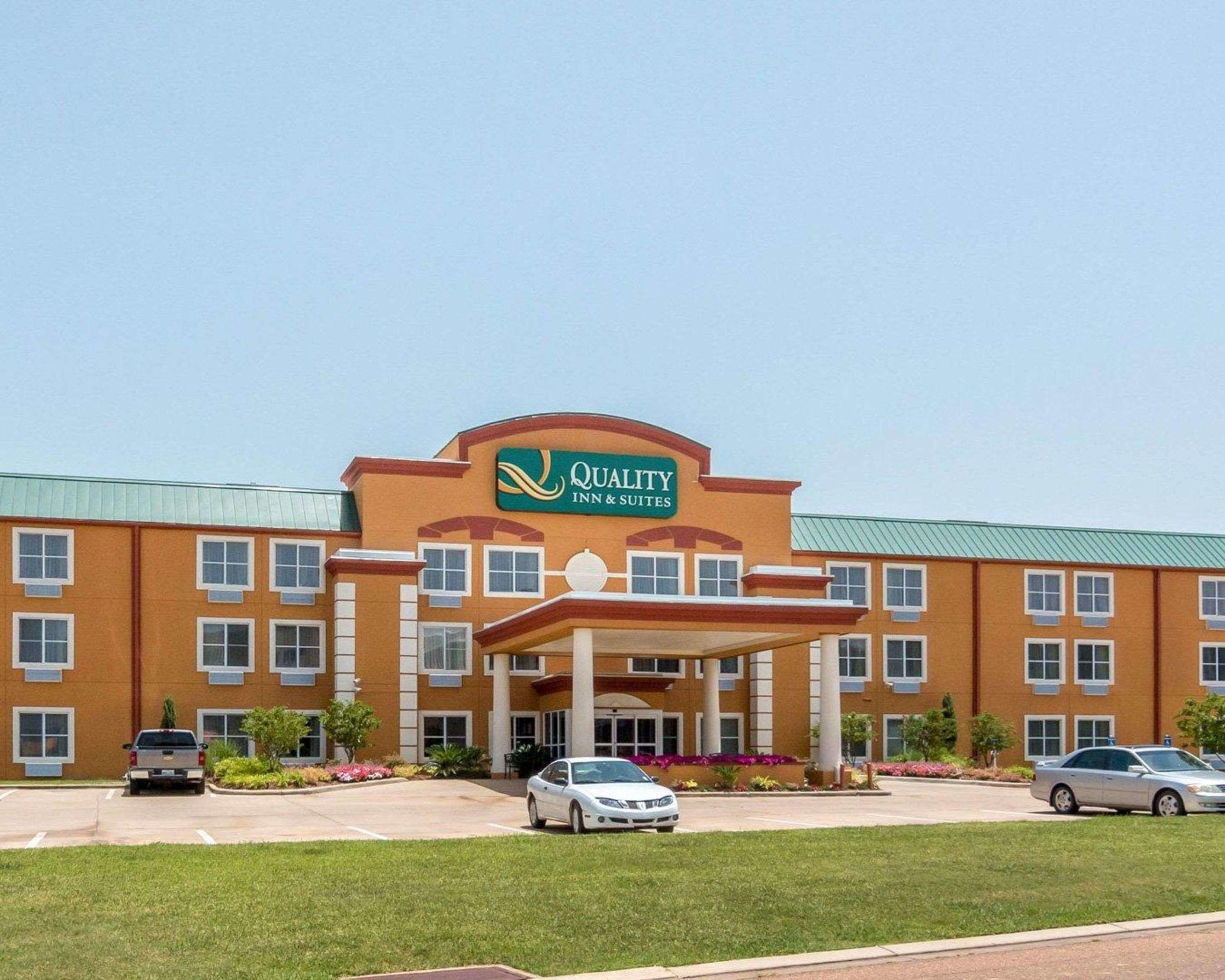 Quality Inn & Suites — photo 4