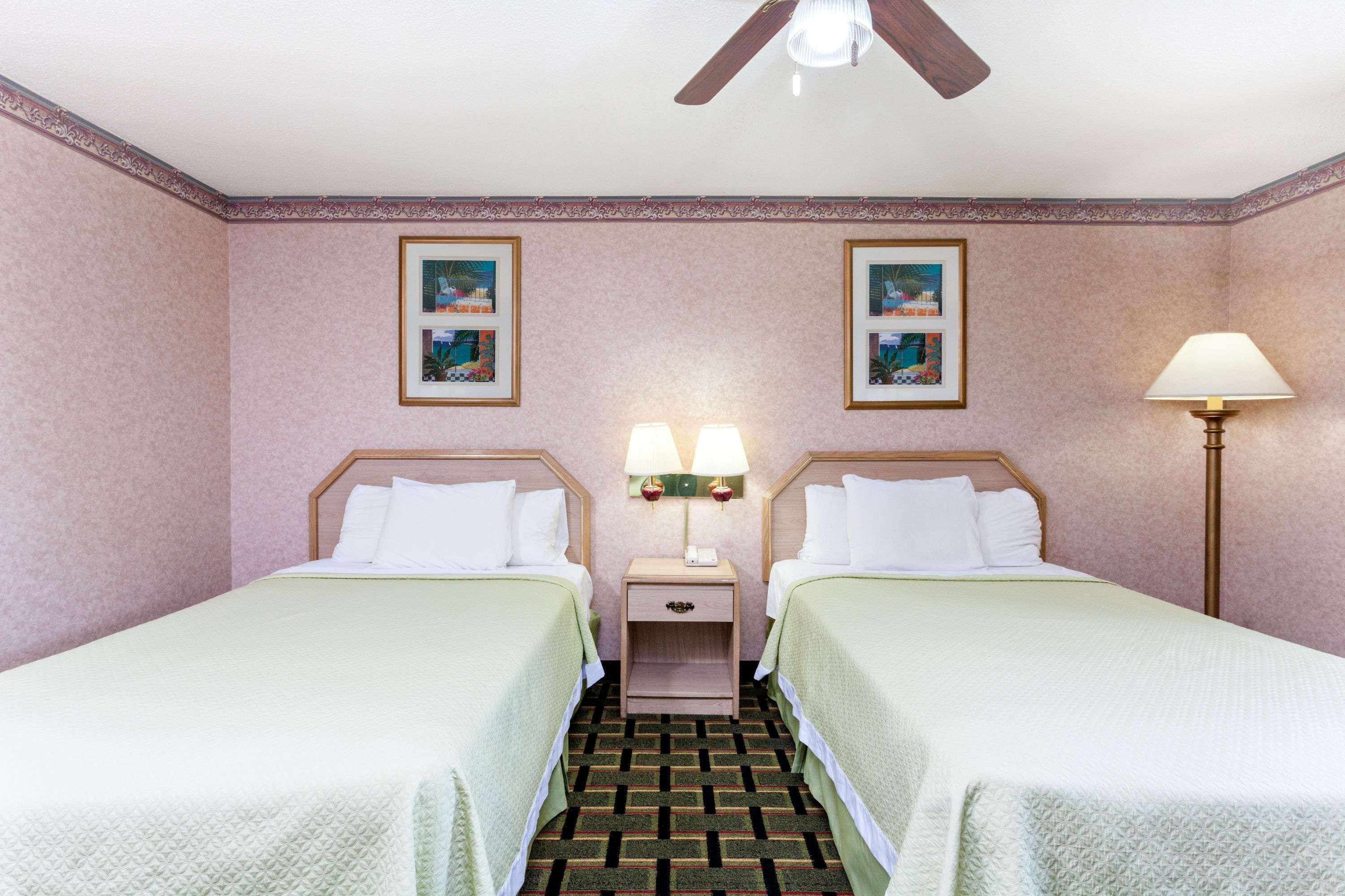 Days Inn Holladay — photo 4