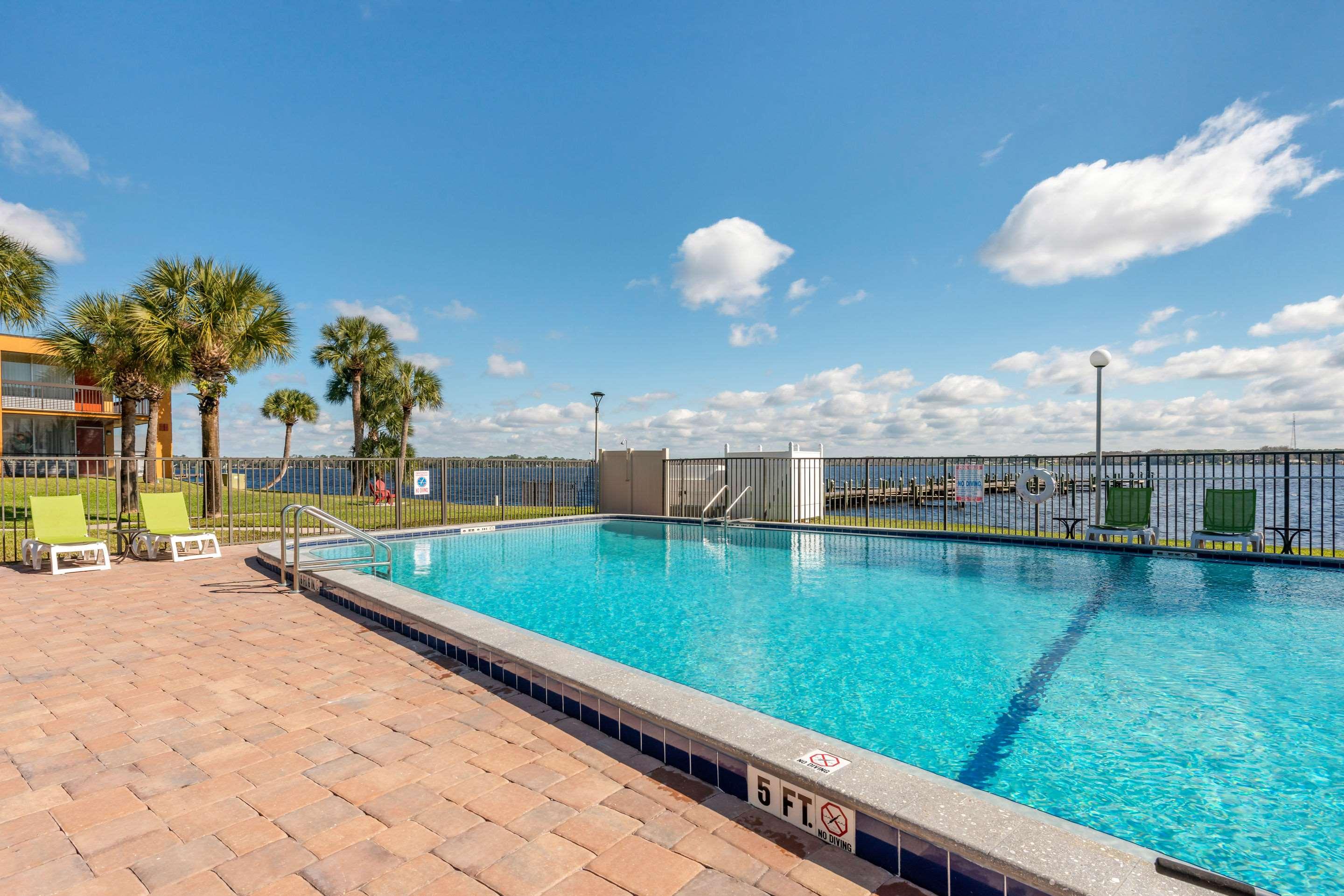 Quality Inn & Suites Riverfront — photo 4