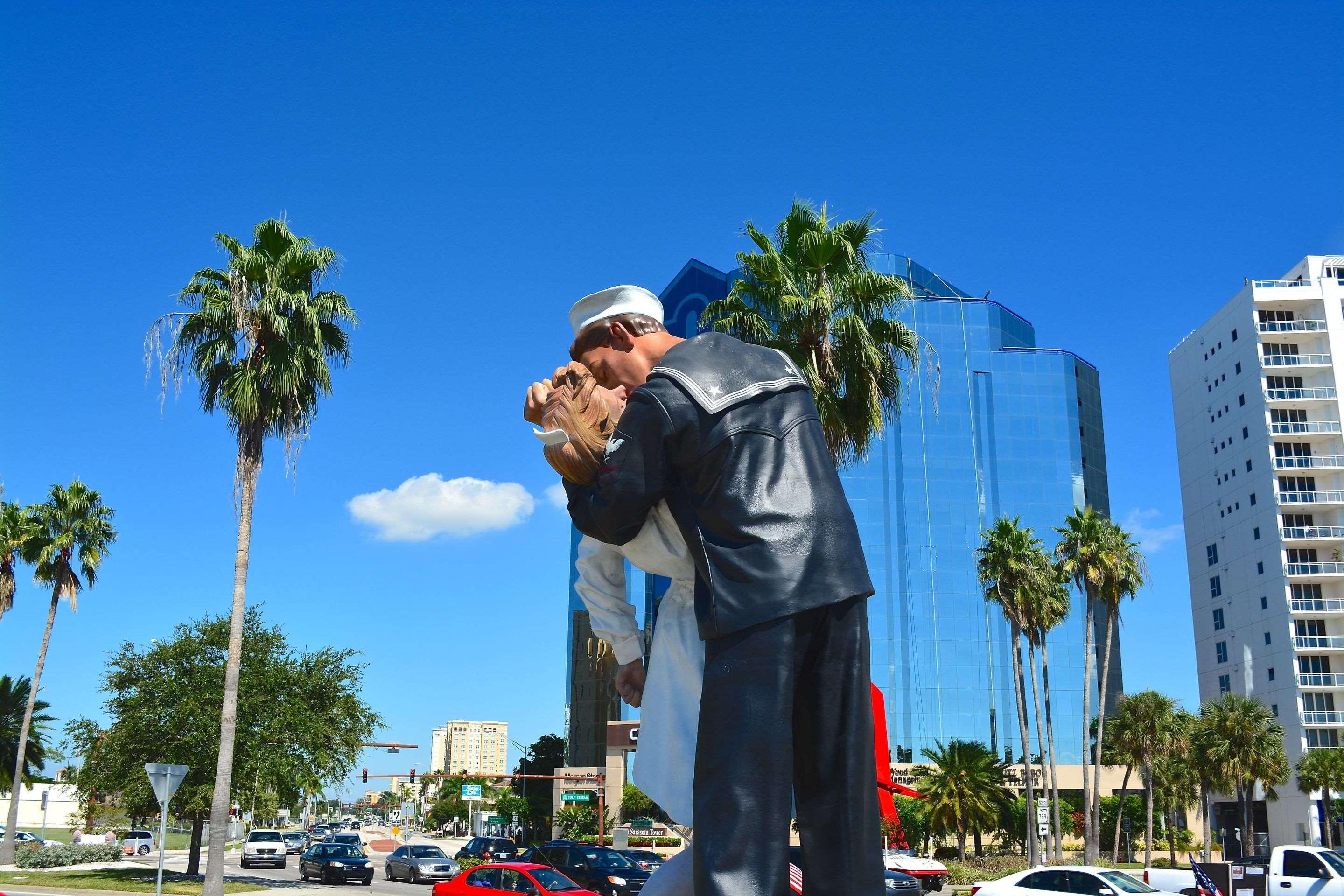Comfort Suites Sarasota-Siesta Key — photo 4