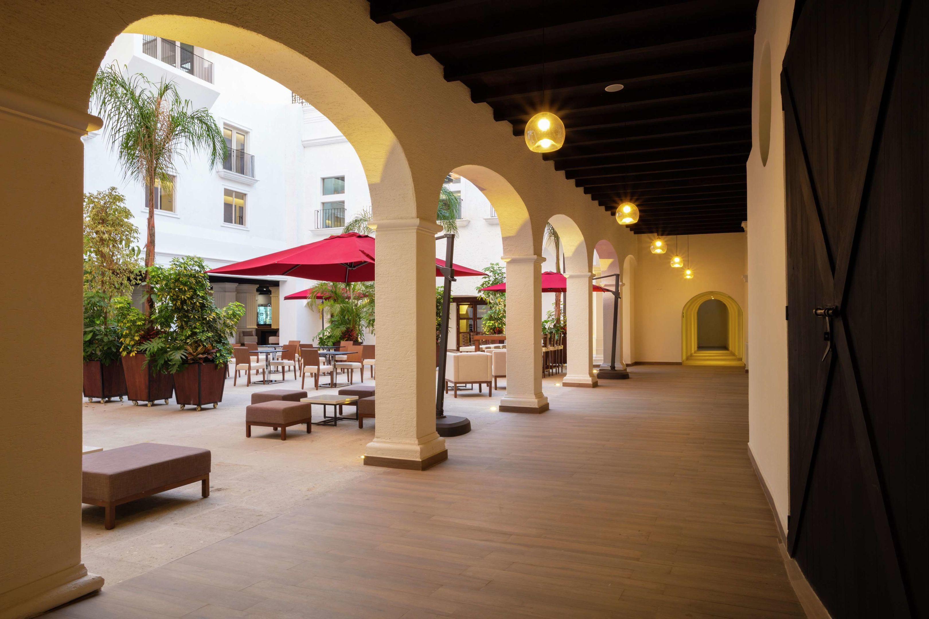 Doubletree by Hilton Toluca — photo 4