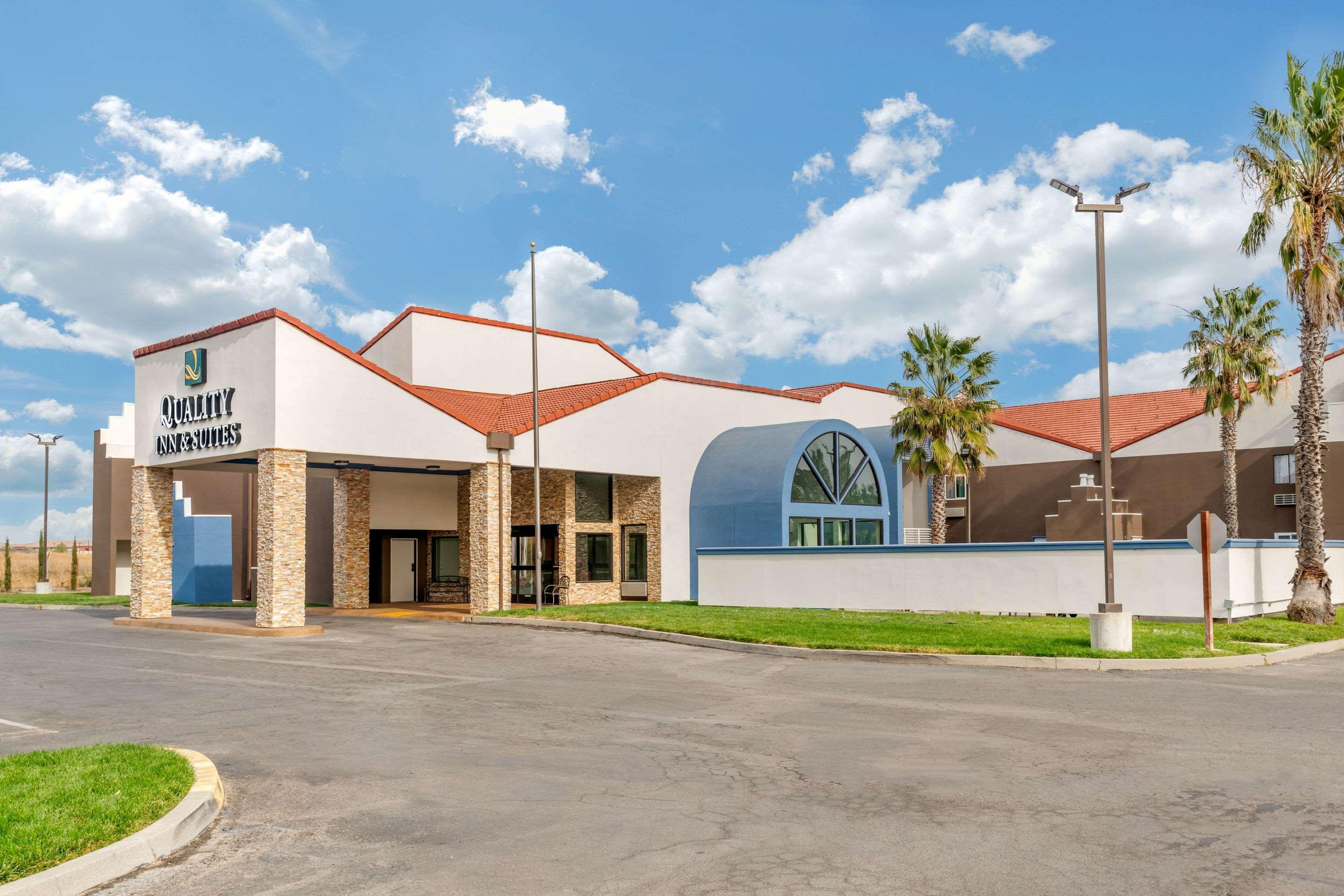 Quality Inn & Suites — photo 3