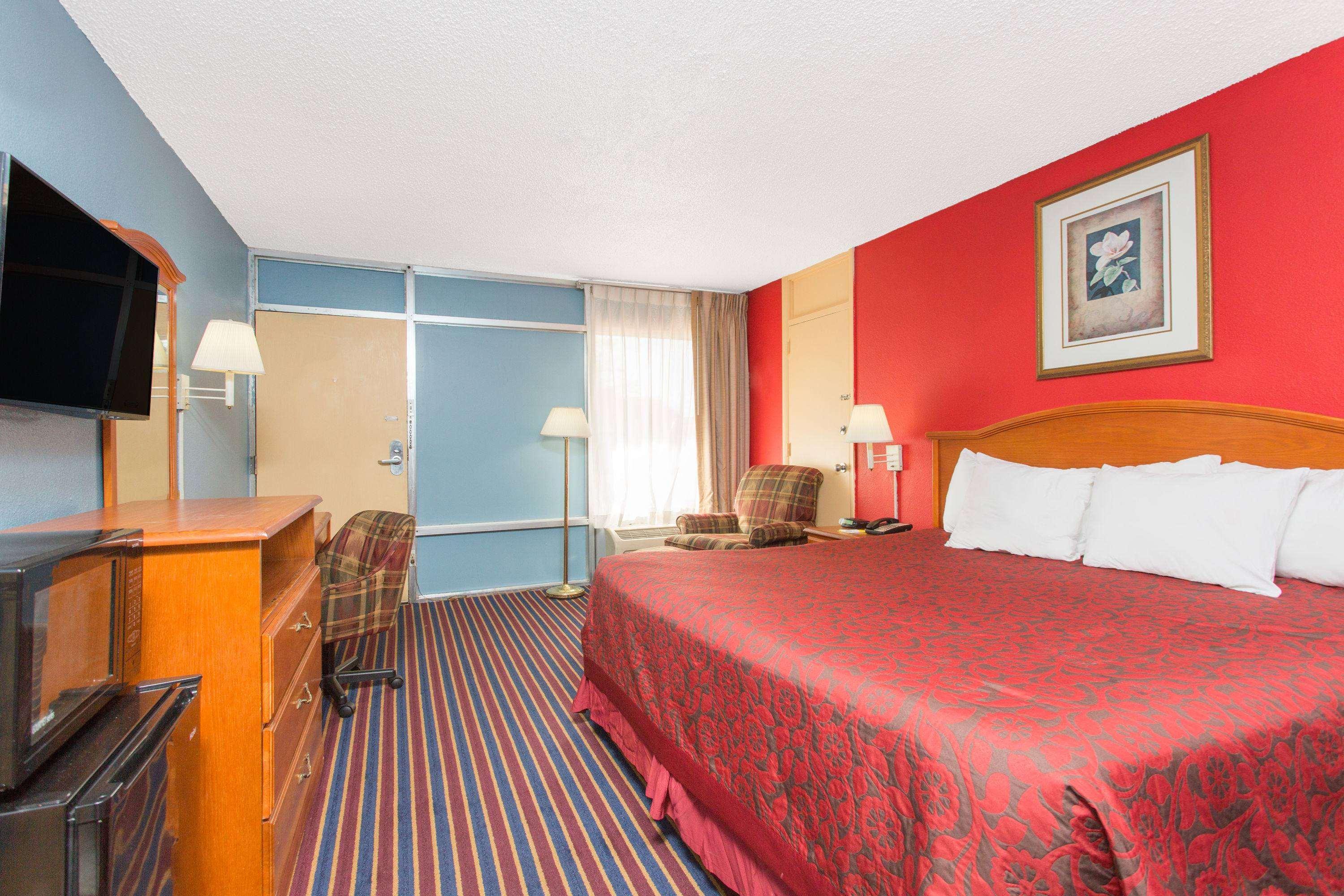 Days Inn Albany — photo 5
