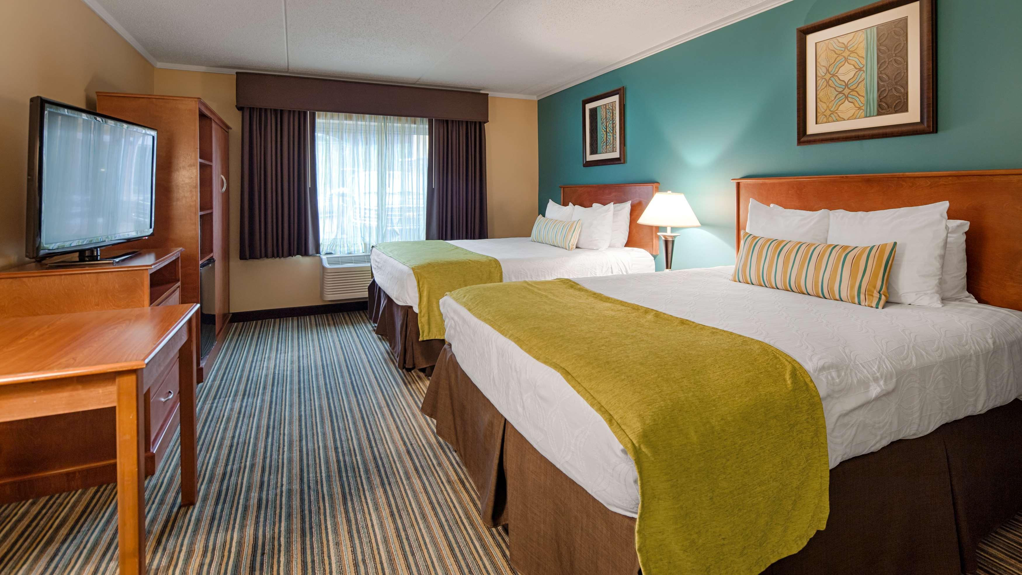 Best Western Plus Traverse City — photo 4