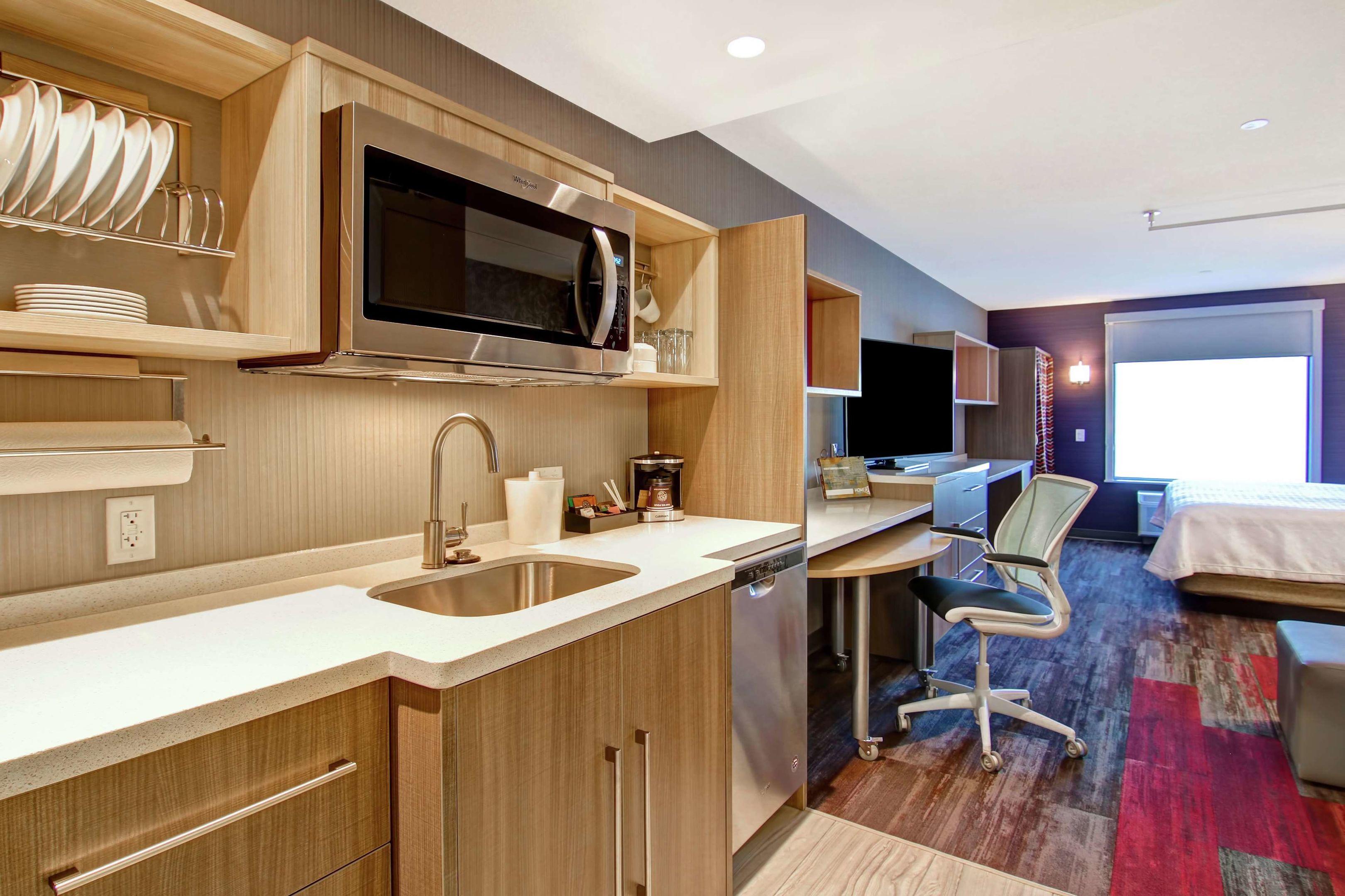Home2 Suites by Hilton Edmonton South — photo 4