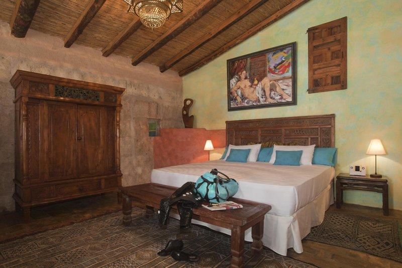 Es Revellar Art Resort — photo 5