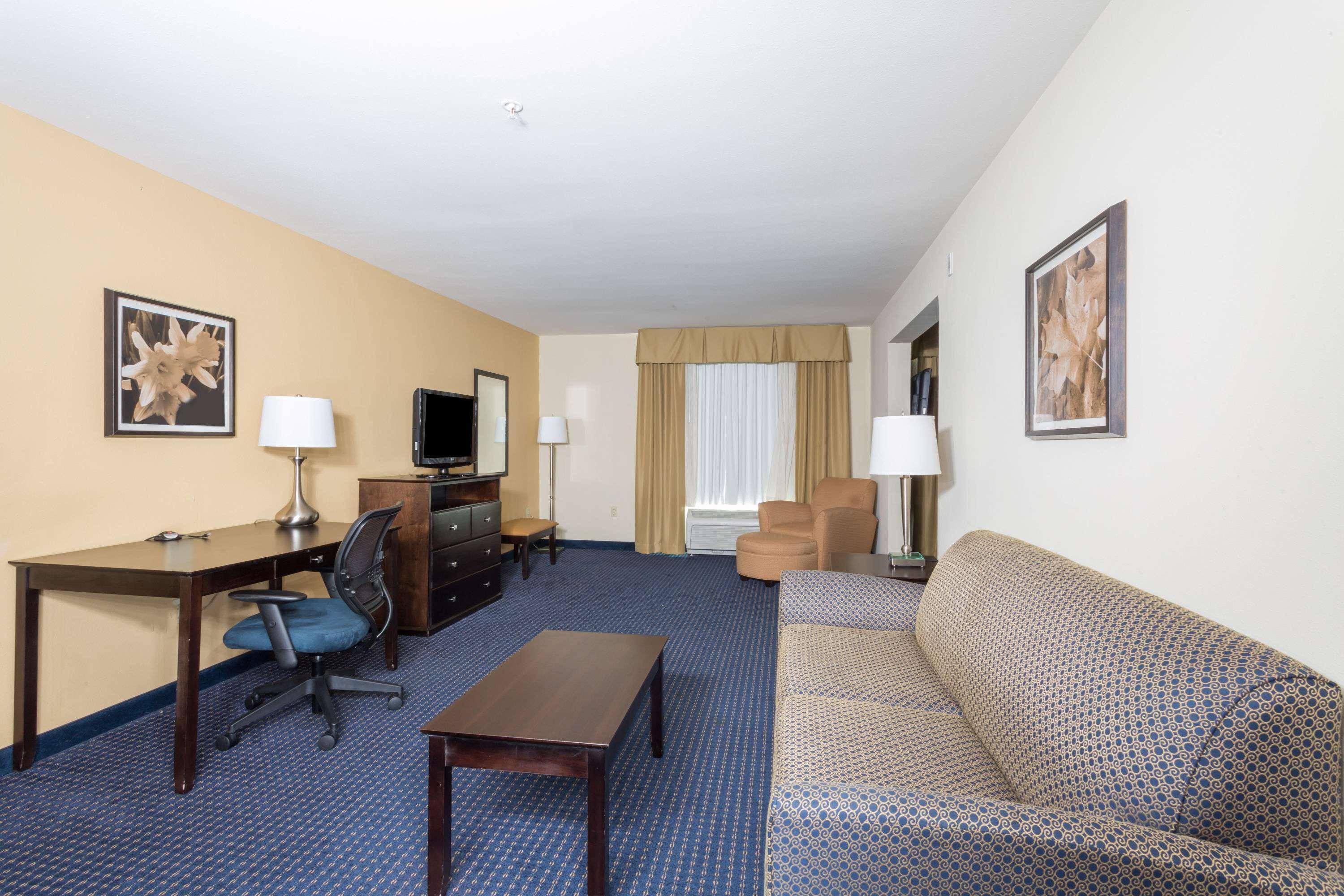 Wingate by Wyndham Houma — photo 4