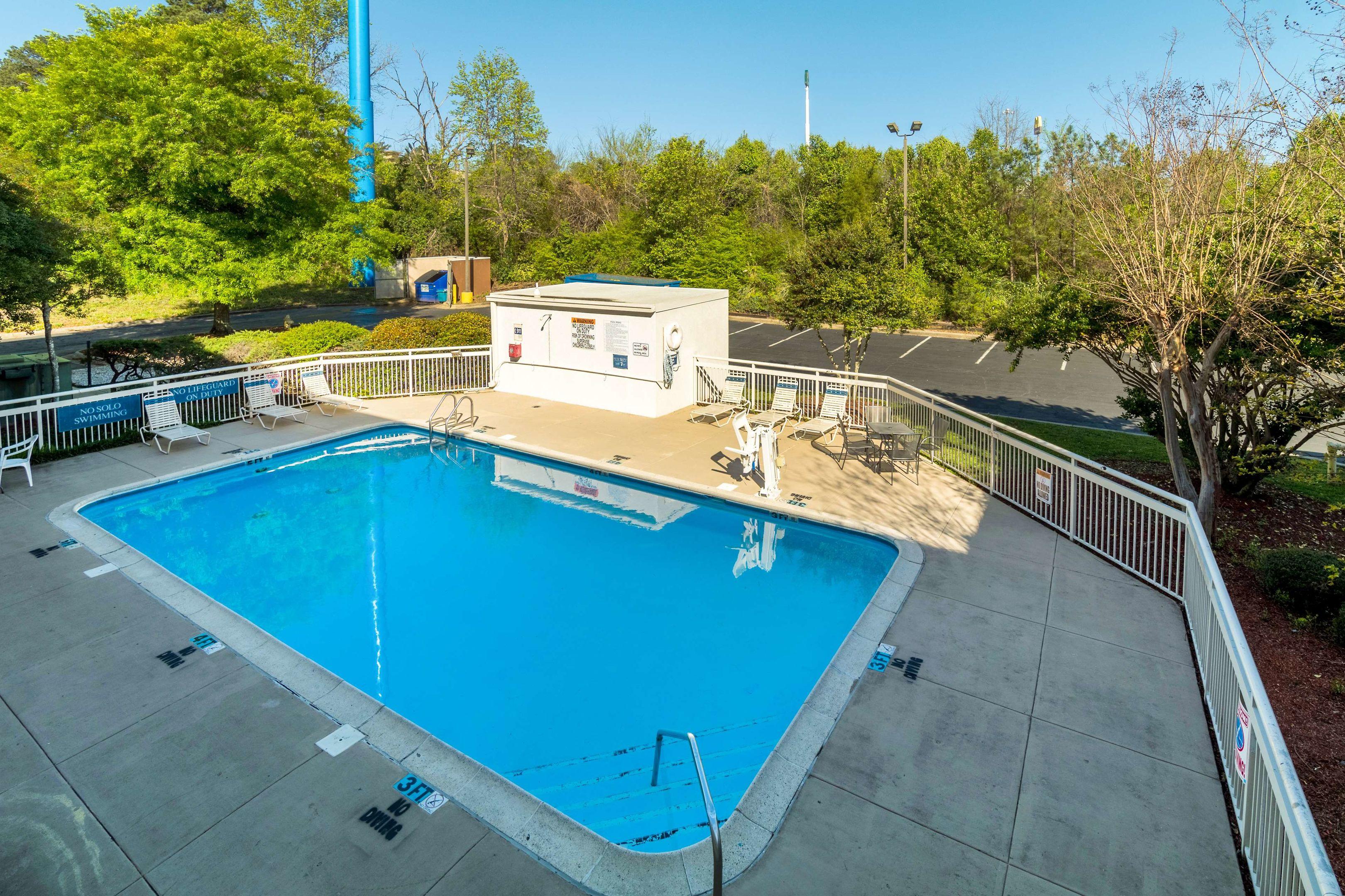Motel 6 Augusta — photo 5