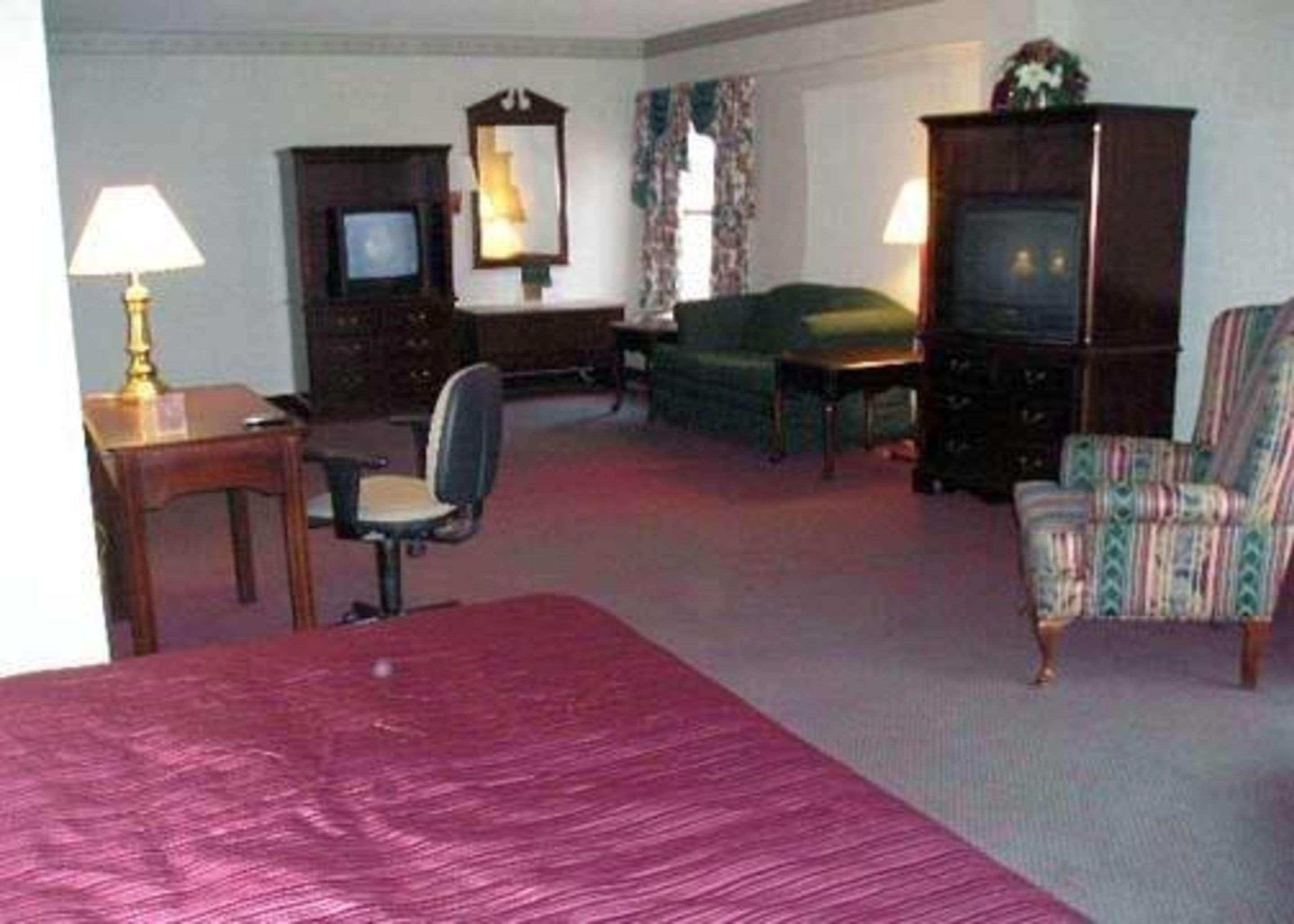 Quality Inn & Suites — photo 3