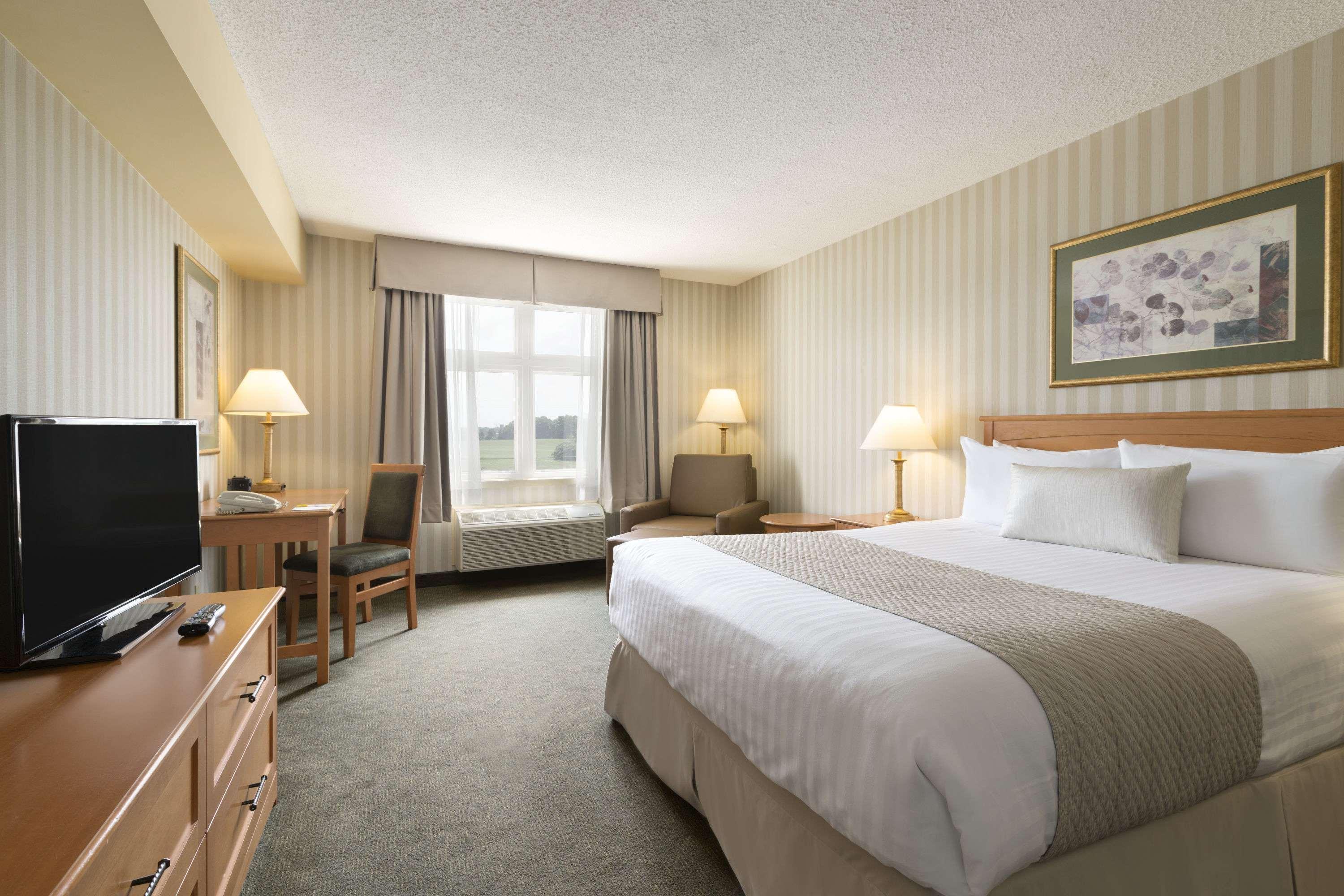Days Inn Orillia — photo 4