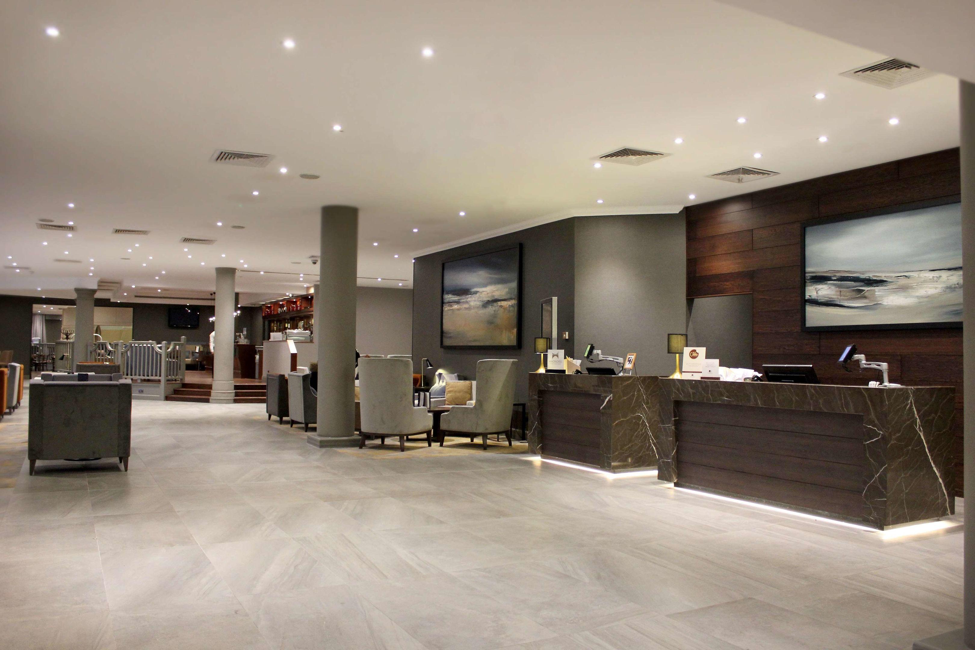 Doubletree By Hilton Swindon Hotel — photo 5