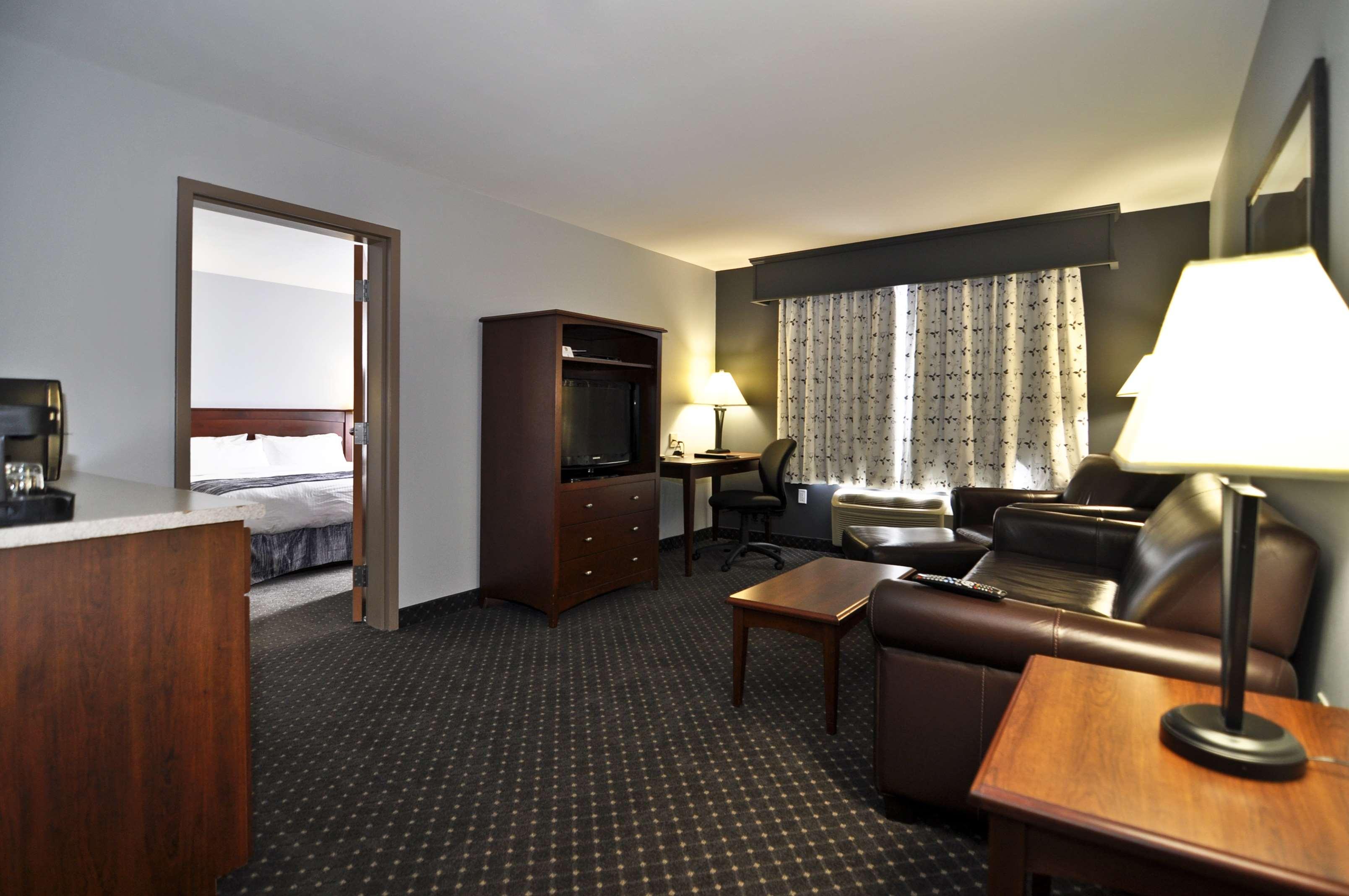 Best Western Plus Woodstock Hotel & Conference Centre — photo 4