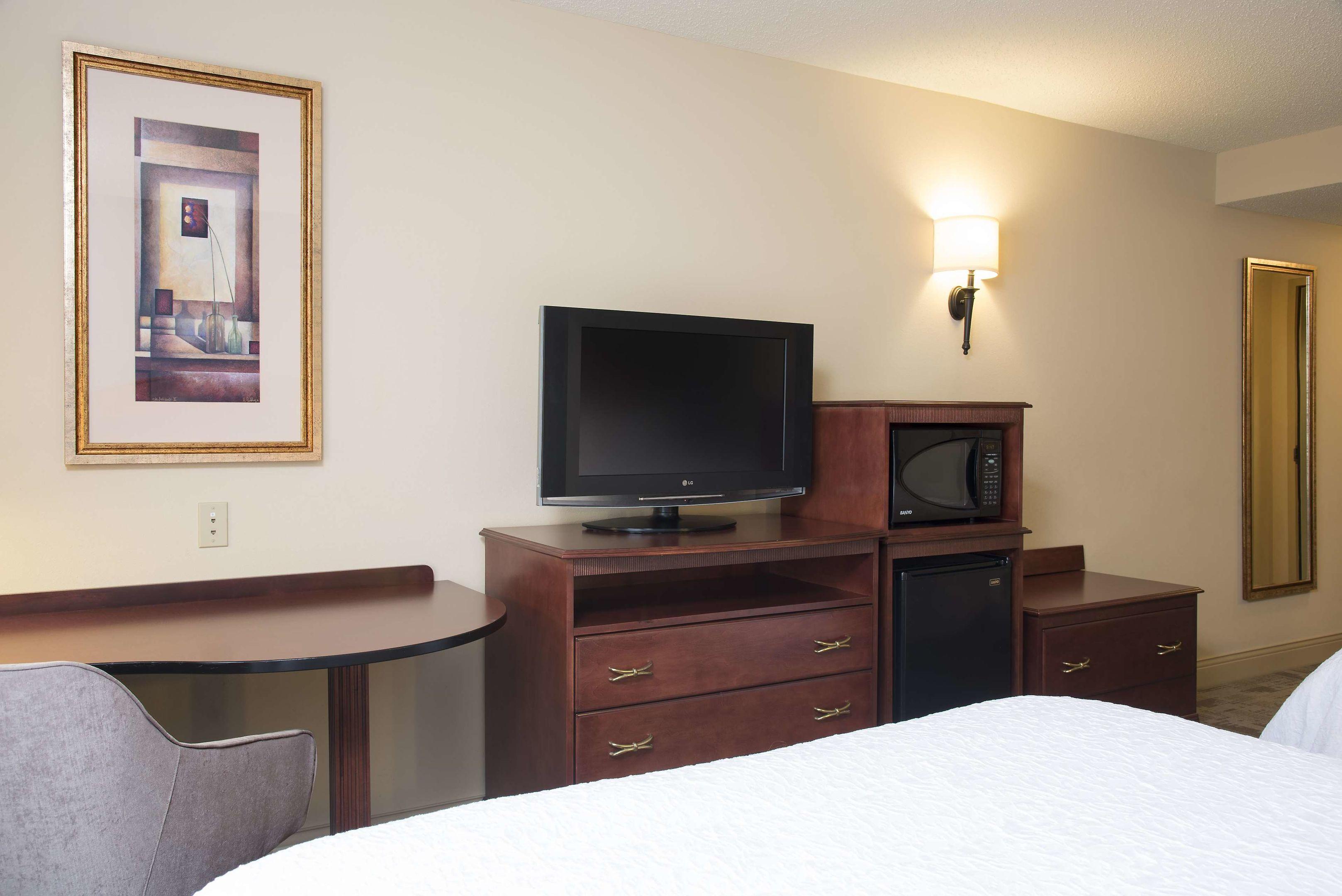 Hampton Inn & Suites Bloomington-Normal — photo 5