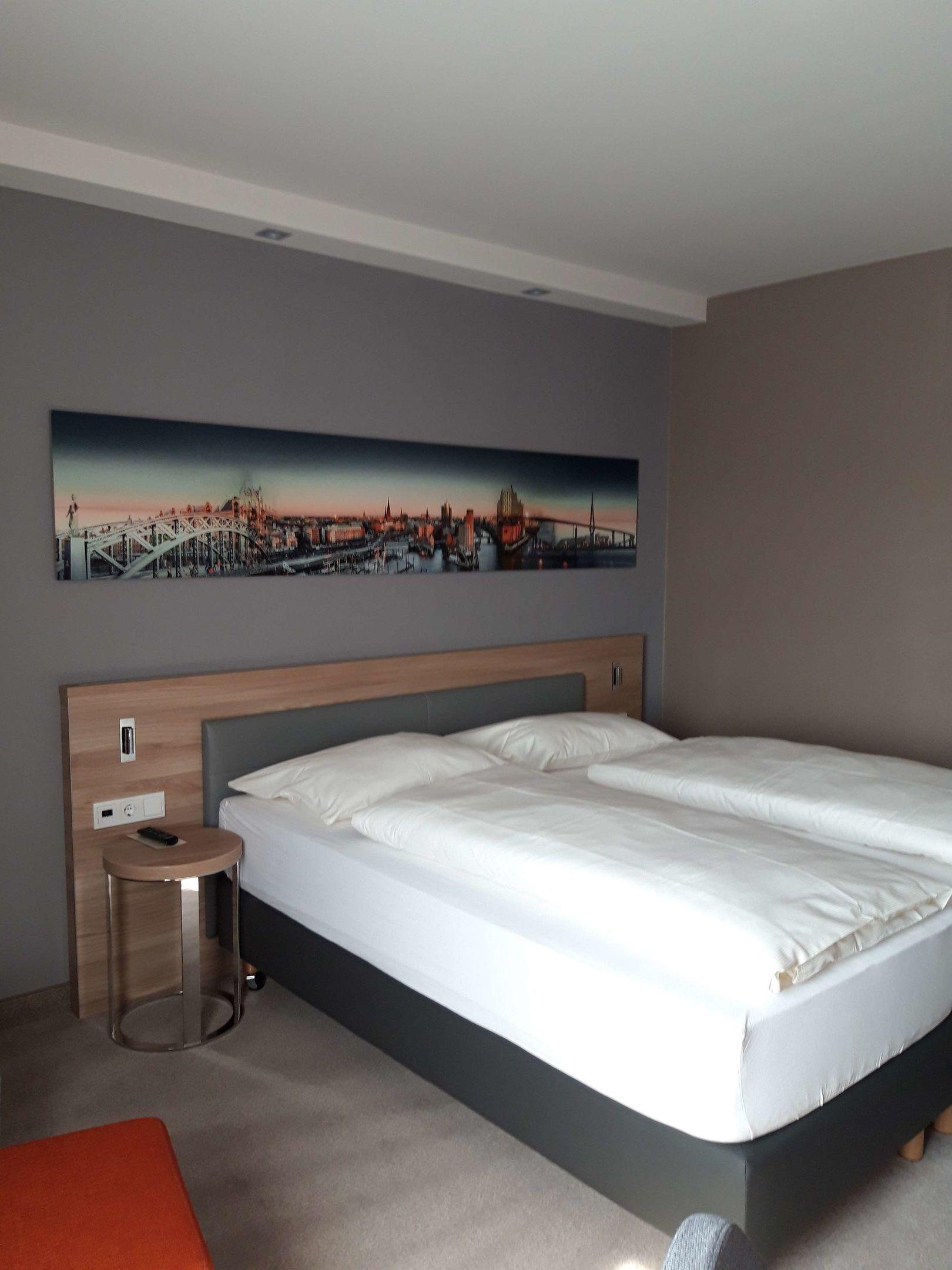 TOP CityLine Hotel Panorama Harburg — photo 4