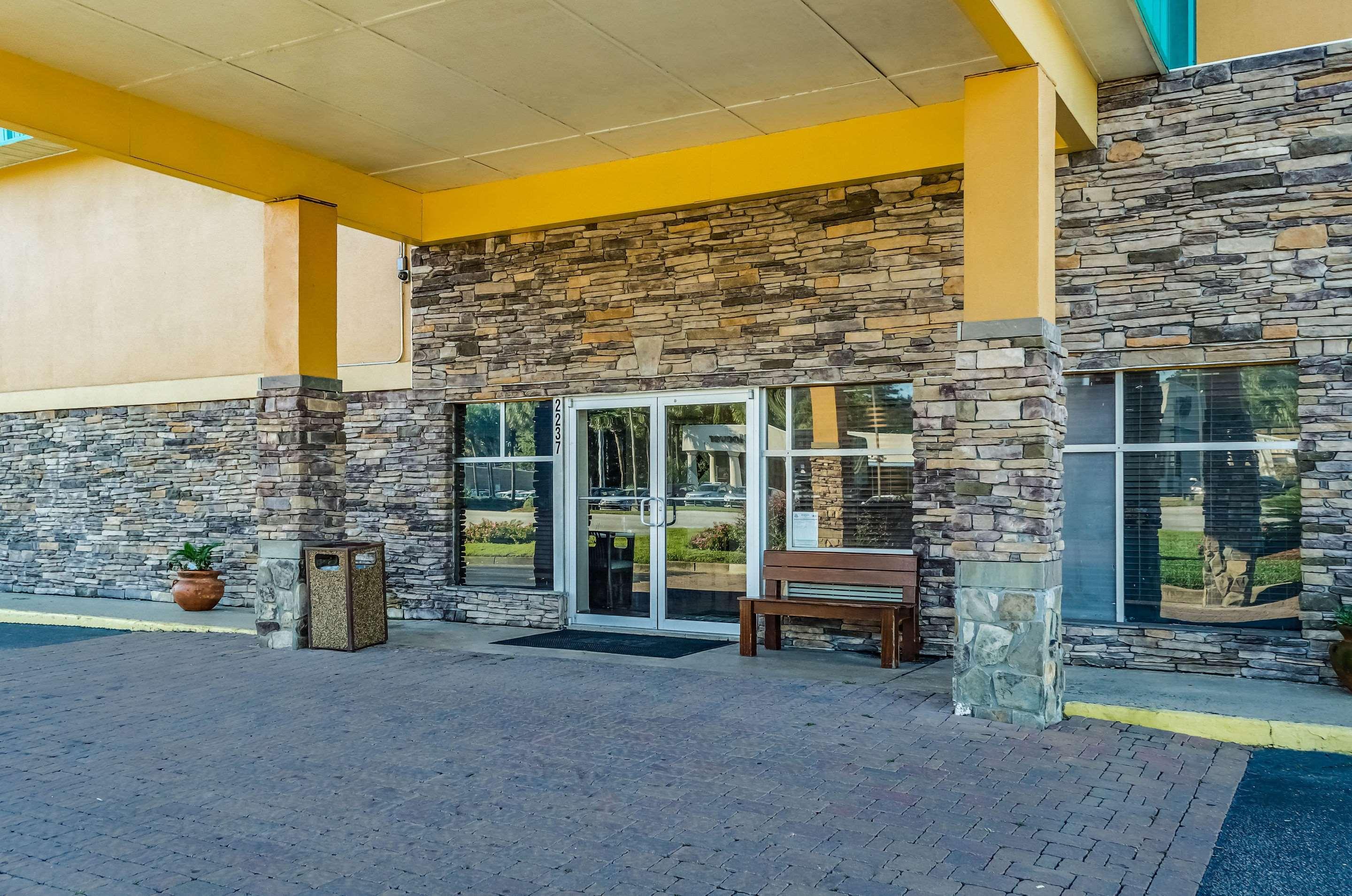 Quality Inn Charleston Gateway — photo 4