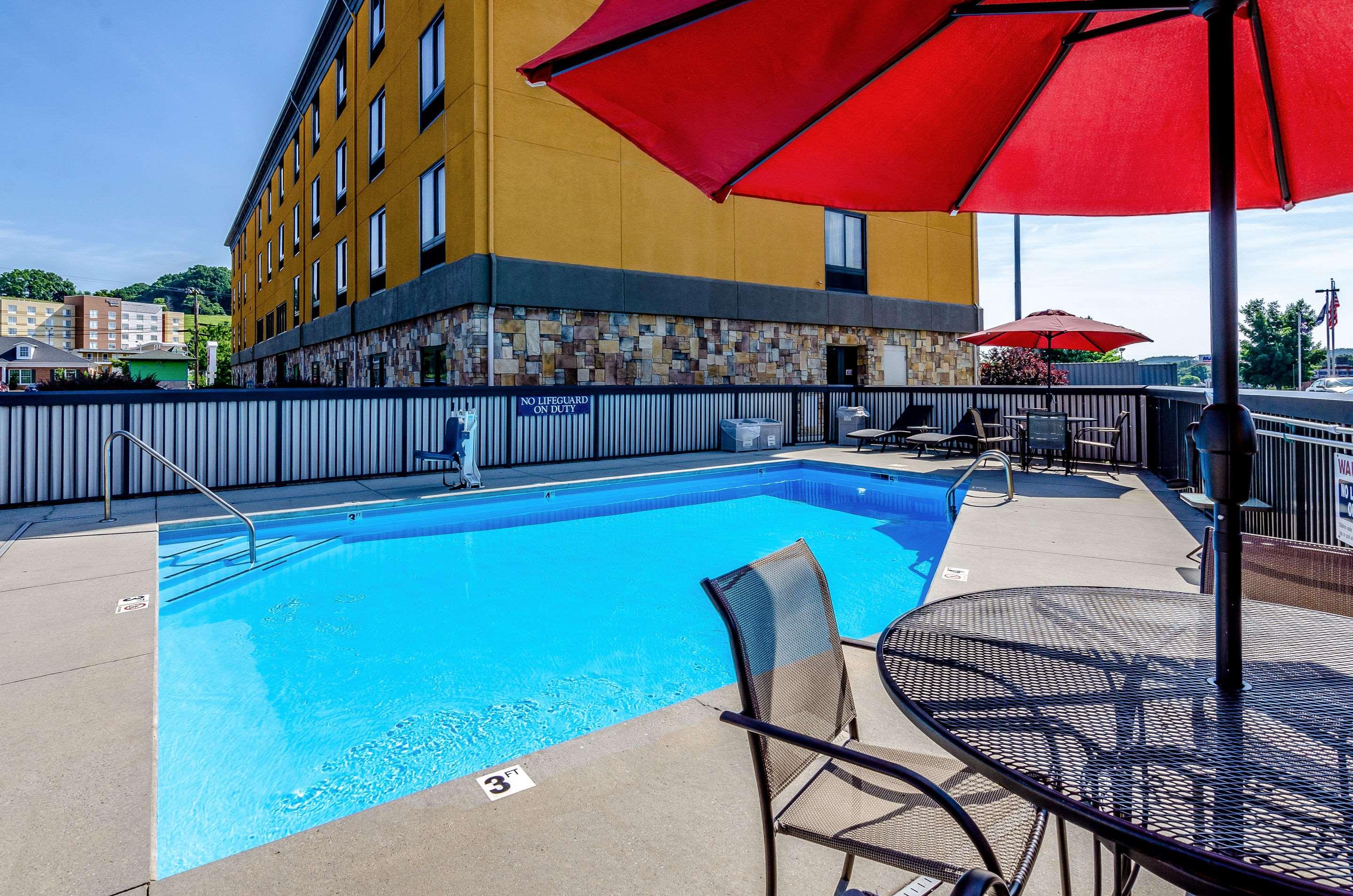 Quality Inn & Suites — photo 5