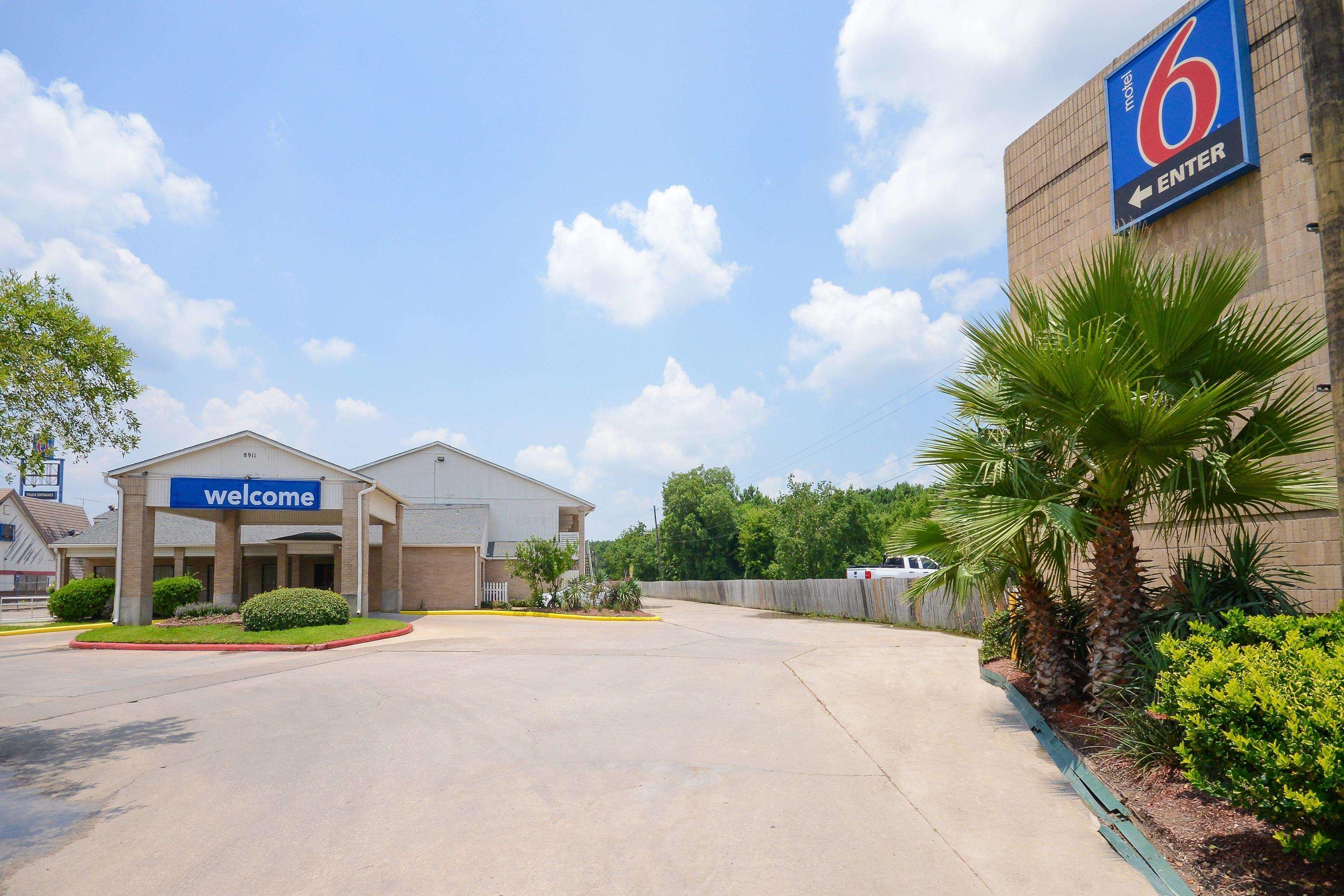 Motel 6 Houston East - Baytown — photo 5