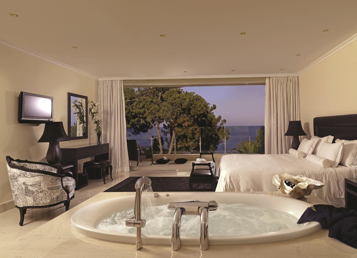 Lifestyle Collection Hotel By Out of the Blue, Capsis — photo 4