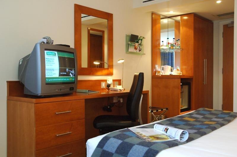 Holiday Inn Norwich — photo 3