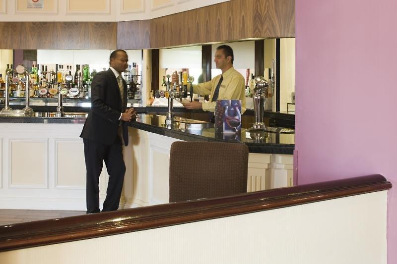 DoubleTree by Hilton Hotel Dartford Bridge — photo 4