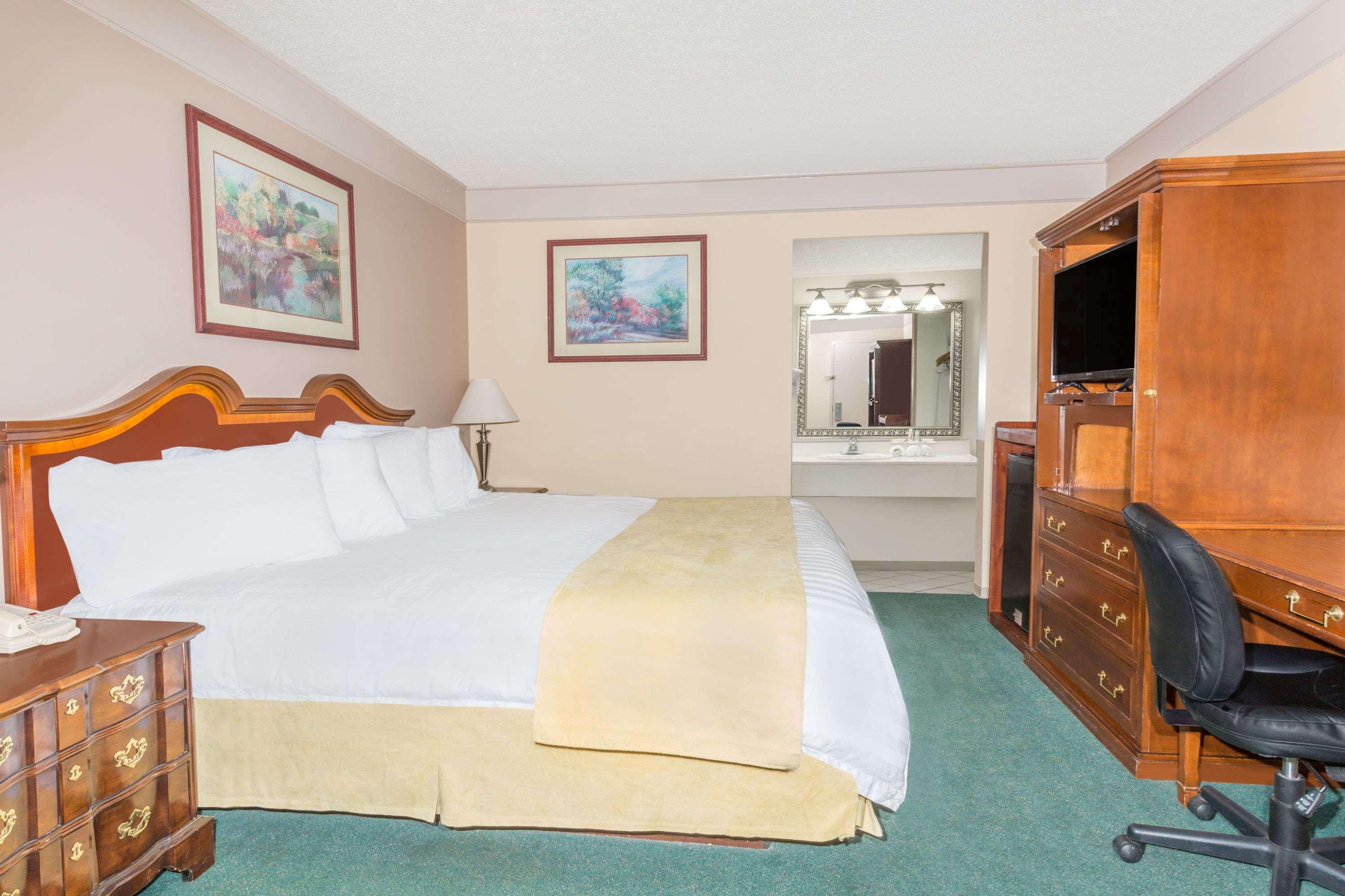 Days Inn Delta — photo 4