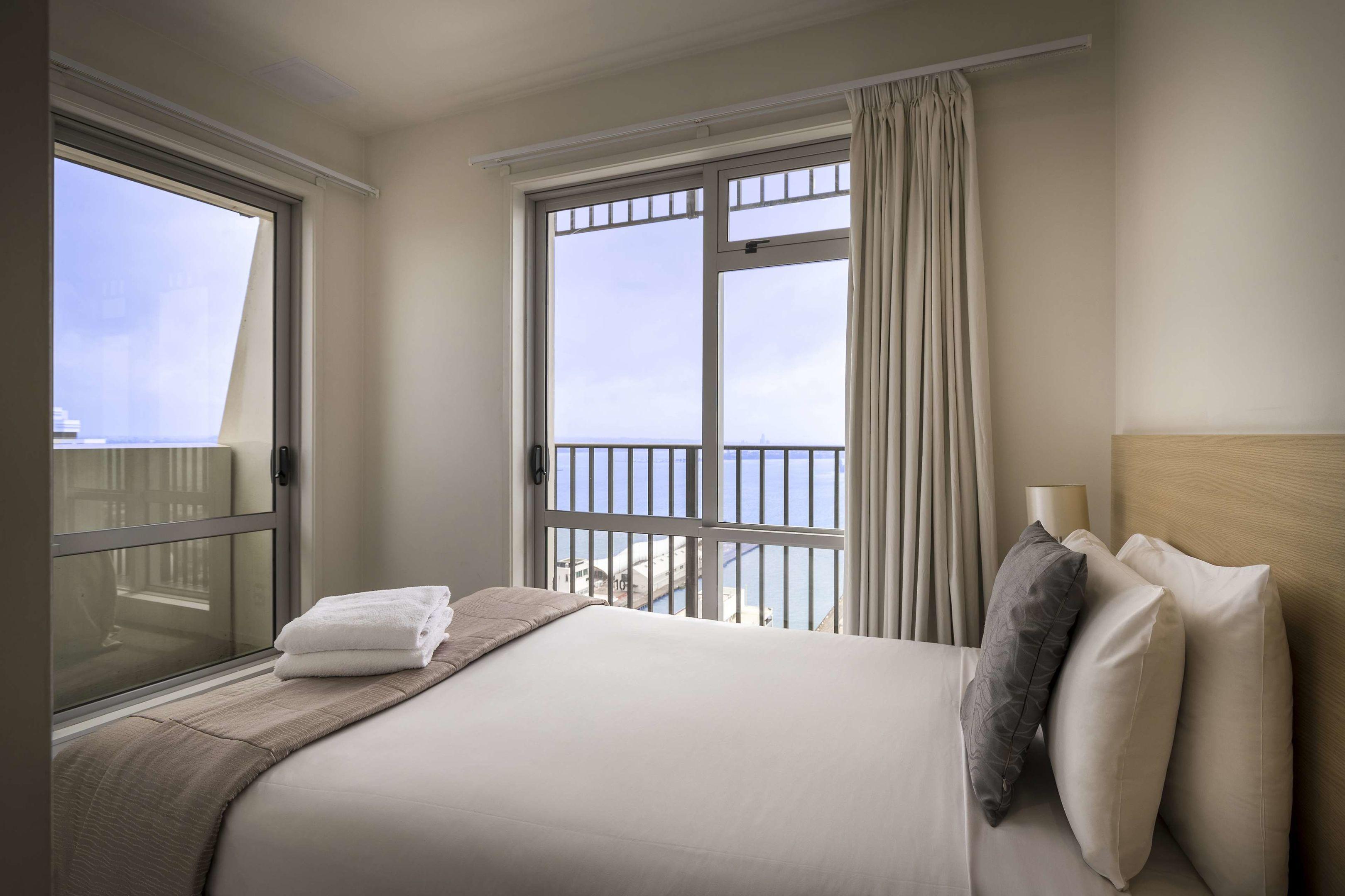 Auckland Harbour Suites — photo 4