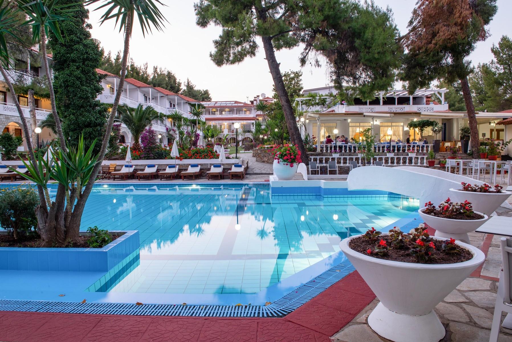 Porfi Beach Hotel — photo 5