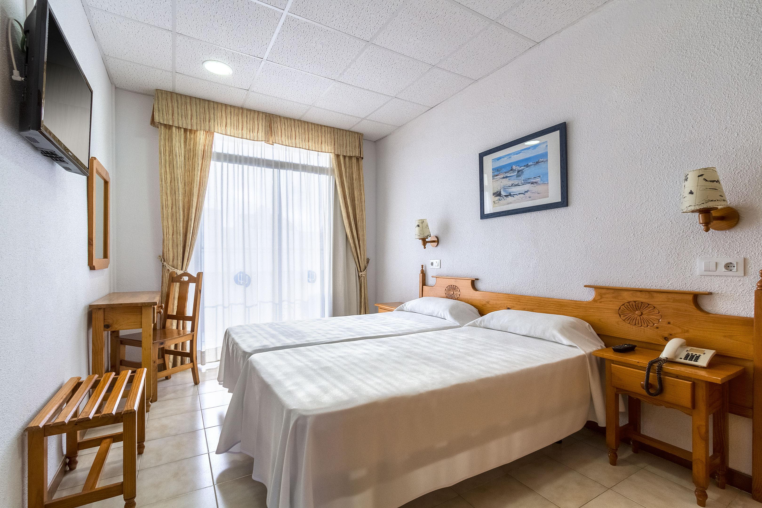 Neptuno Hotel & Apartments — photo 5