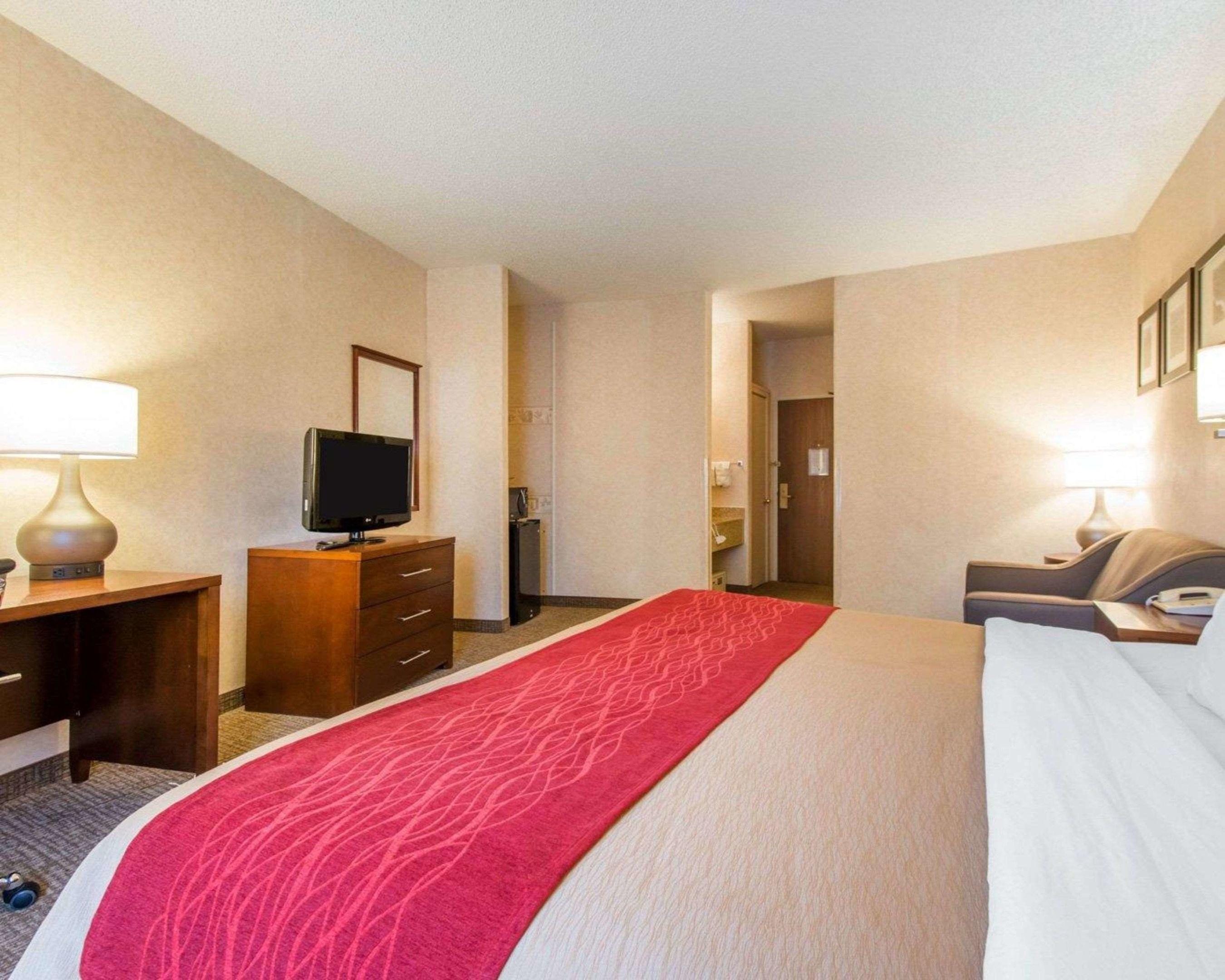 Comfort Inn North - Air Force Academy Area — photo 5