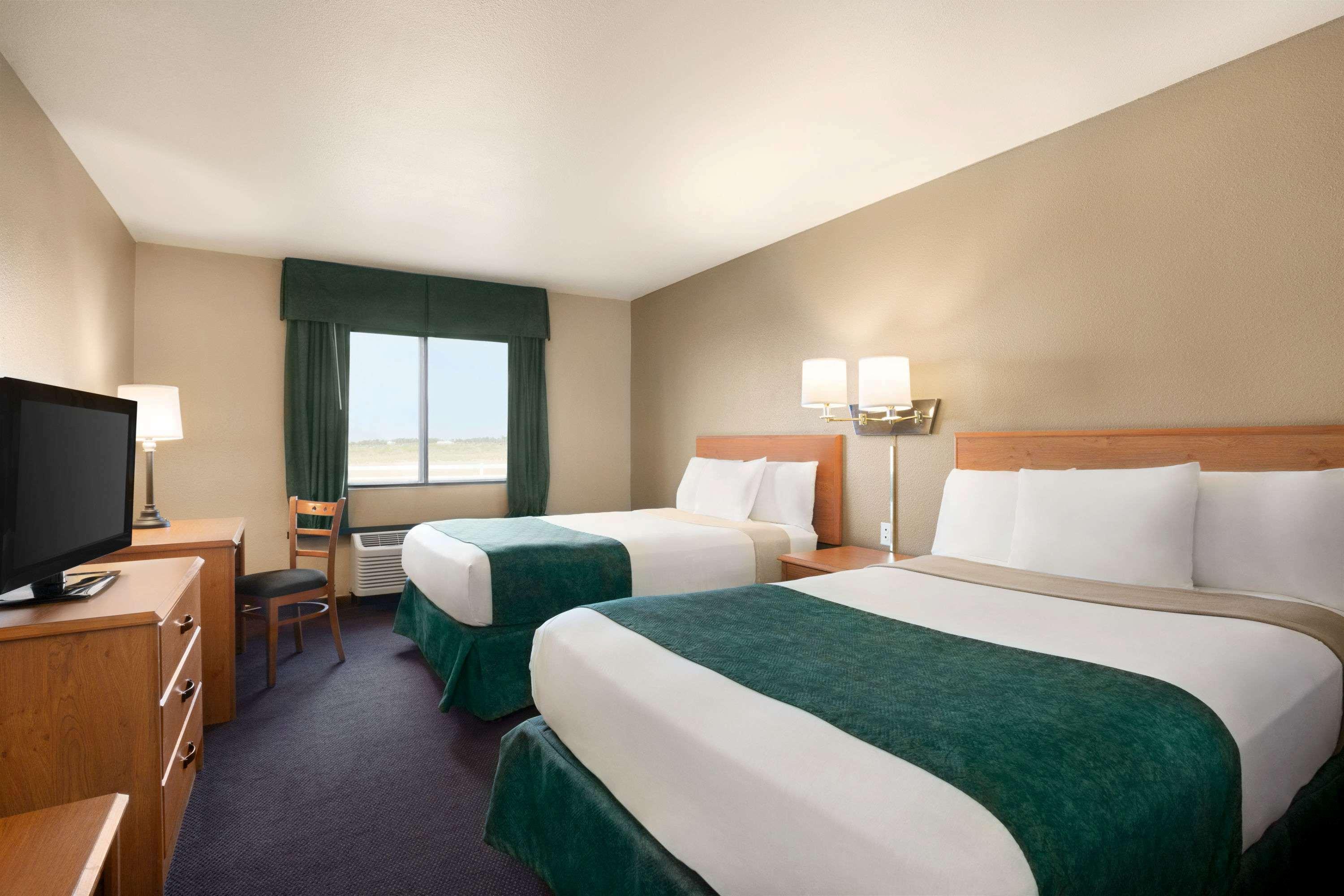 Travelodge by Wyndham Pecos — photo 4