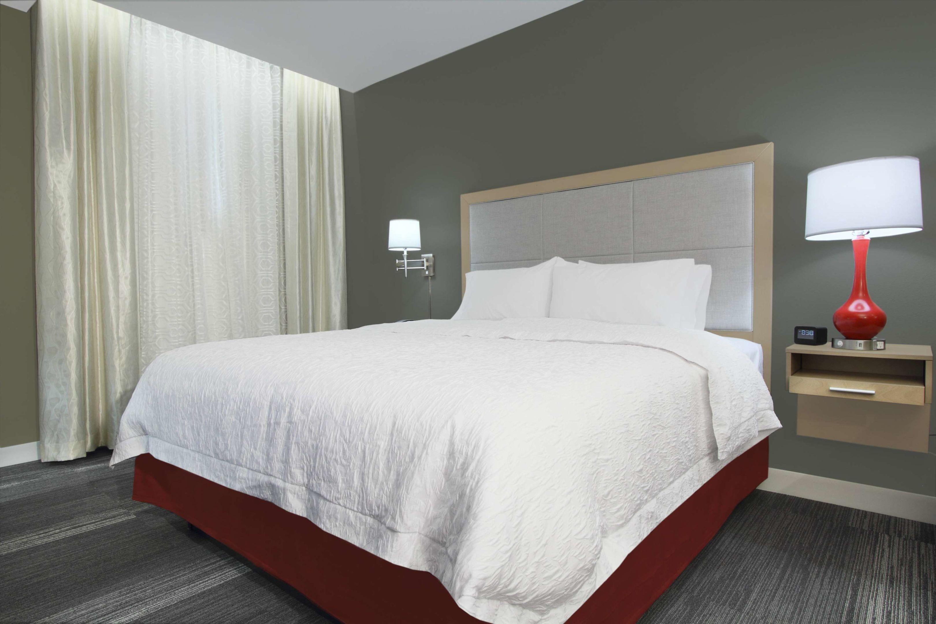 Hampton Inn Kansas City - Downtown Financial — photo 5