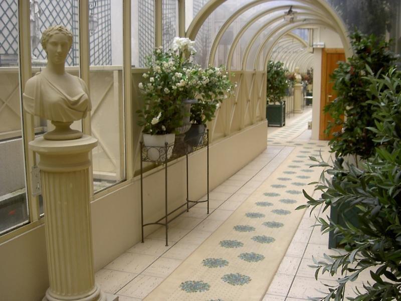 Hôtel Royal Garden Champs-Elysées — photo 4