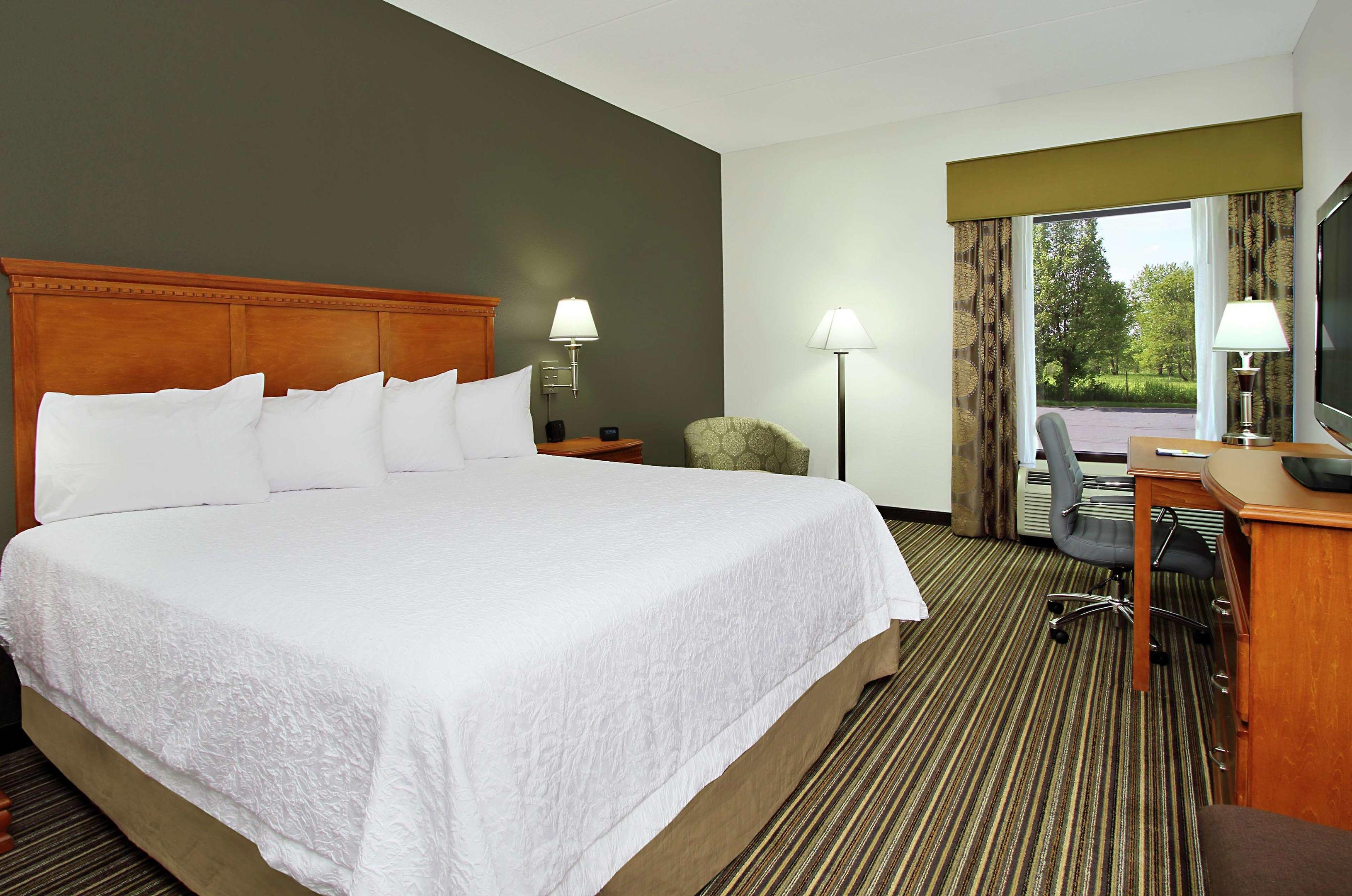 Hampton Inn Ashtabula — photo 5