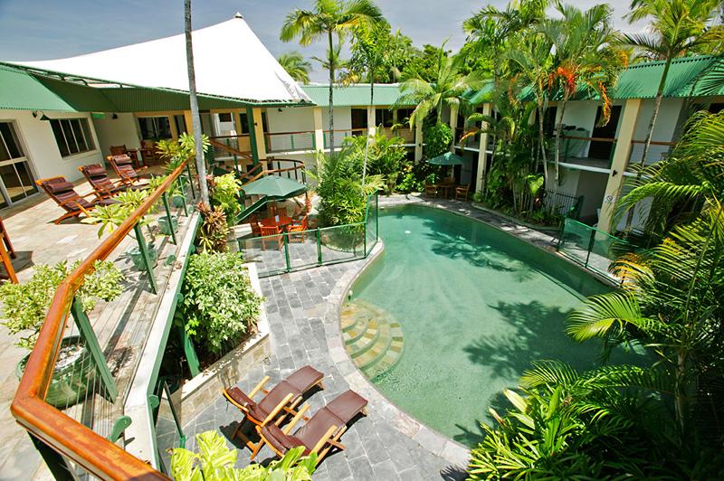 Bay Village Tropical Retreat